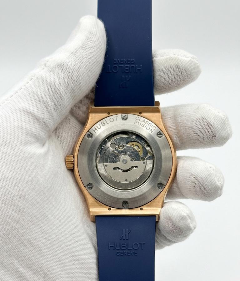 Luxury Automatic Watch – Blue Dial, Rose Gold Finish & Blue Rubber Strap