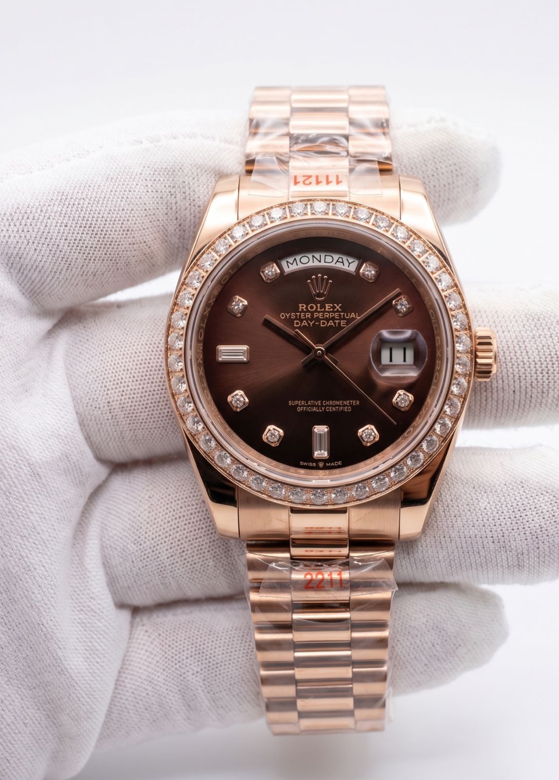 Rolex Day-Date Style Luxury Watch – Rose Gold Finish, Brown Dial & Diamond-Style Bezel