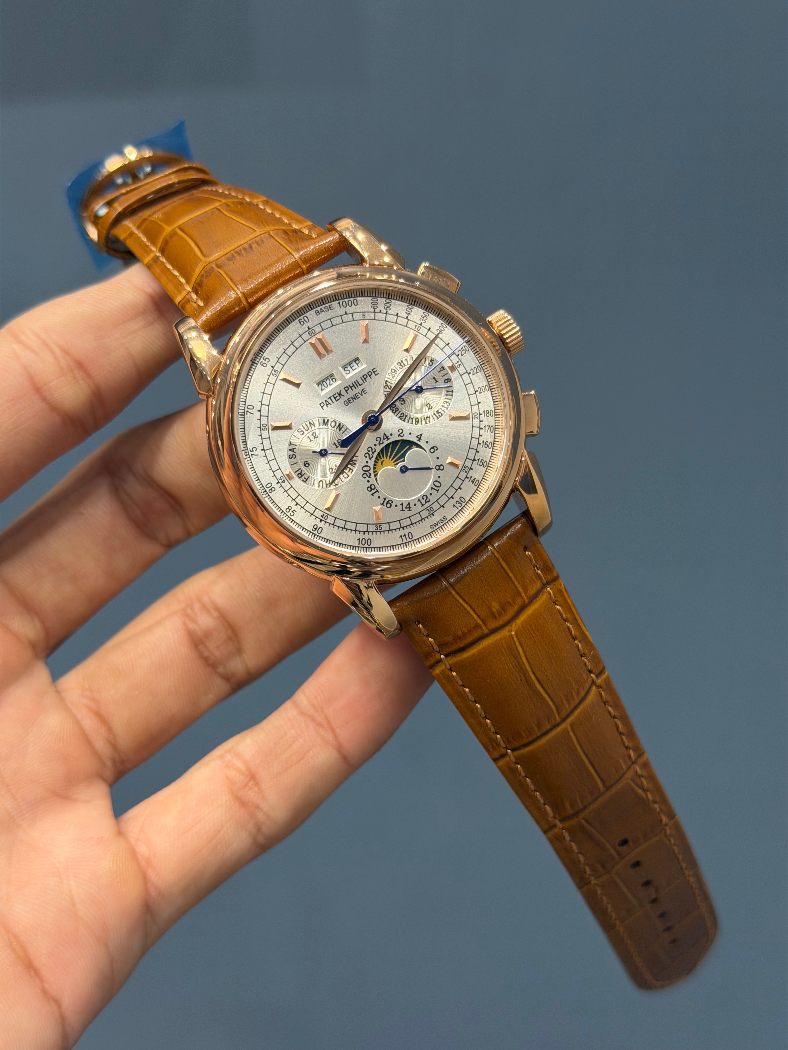 NEW COLLECTION CHRONOGRAPH ROSE CASE WITH INDEX WHITE DIAL & LEATHER STRAP