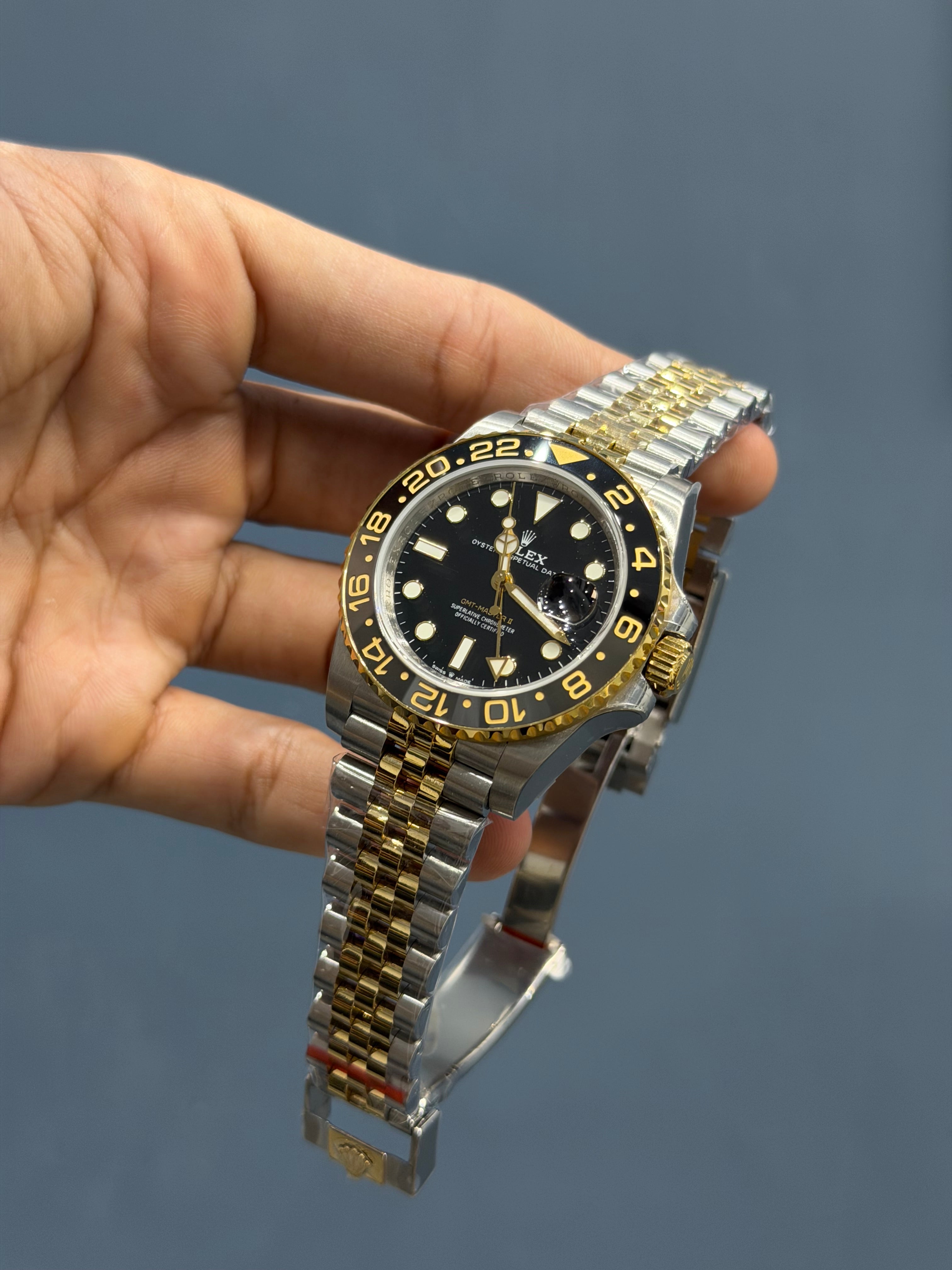NEW COLLECTION GMT 40 TWO TONE YELLOW GOLD WITH BLACK DIAL & BEZEL AUTOMATIC WATCH BP MADE