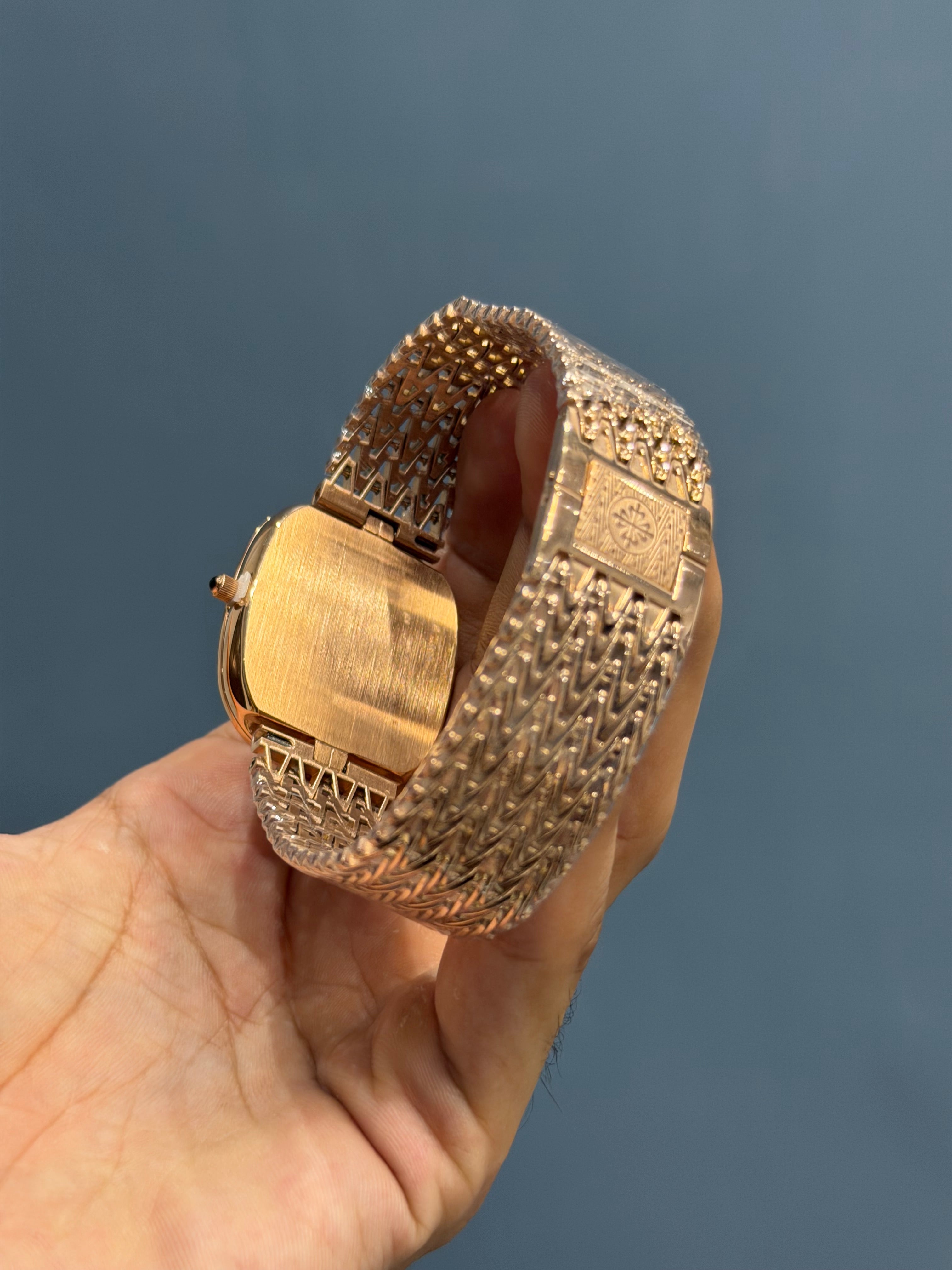 NEW COLLECTION SQUARE ROSE GOLD WITH BLACK DIAL CHAIN WATCH