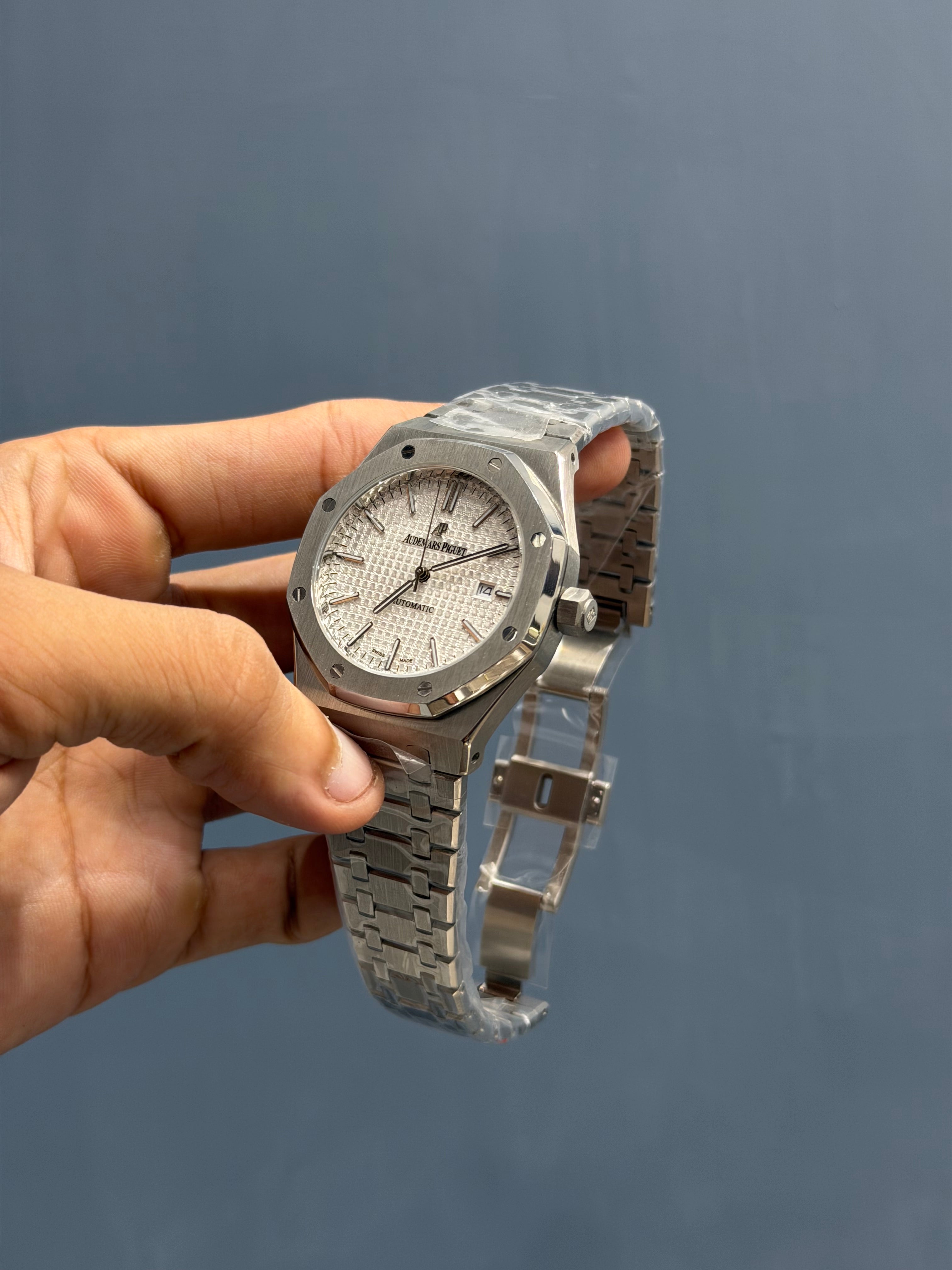 NEW COLLECTION SILVER WITH WHITE DIAL CHAIN WATCH FOR MEN