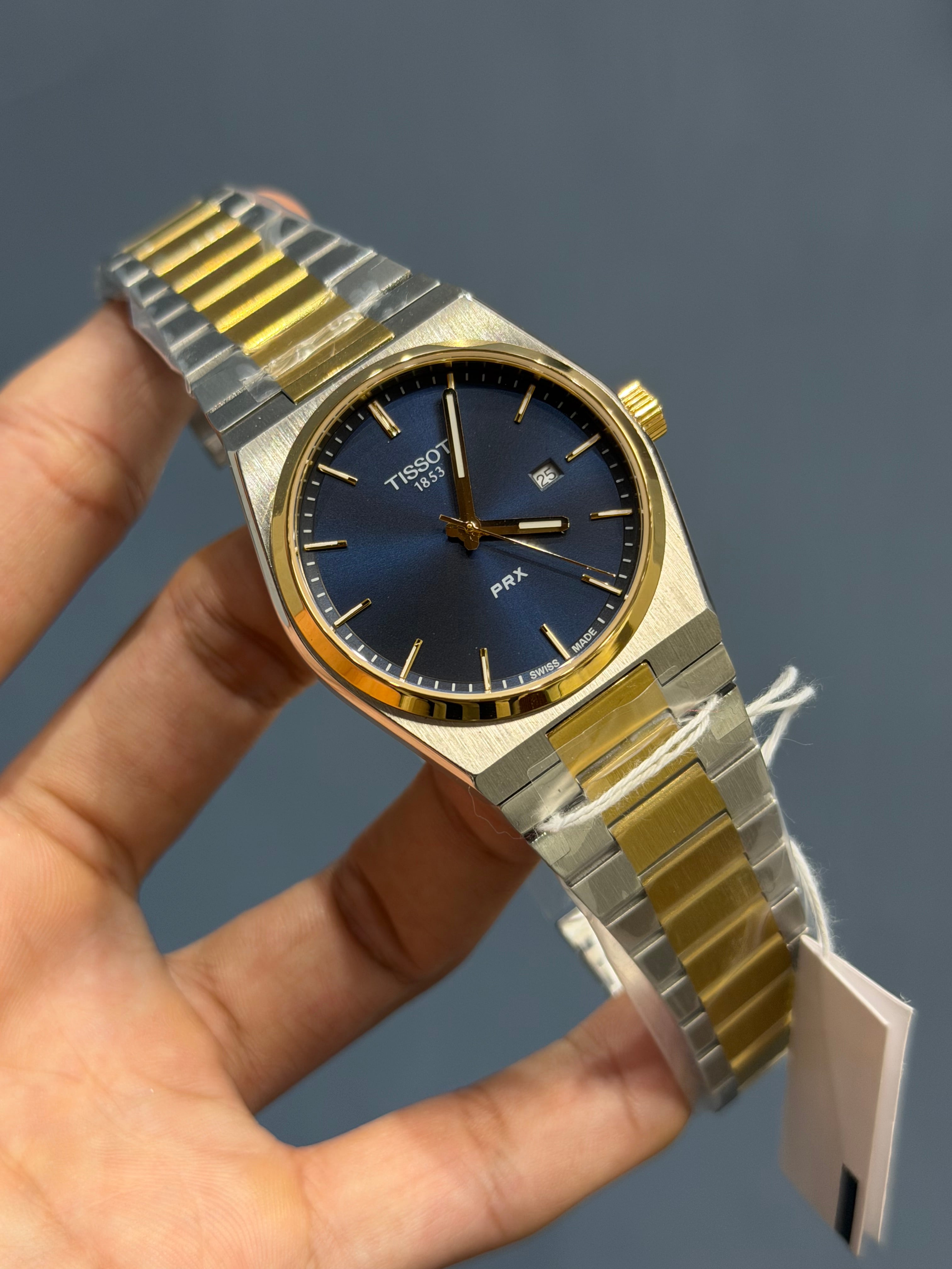 NEW COLLECTION TWOTONE GOLD & BLUE PLAIN DIAL STAINLESS STEEL QUARTZ WATCH