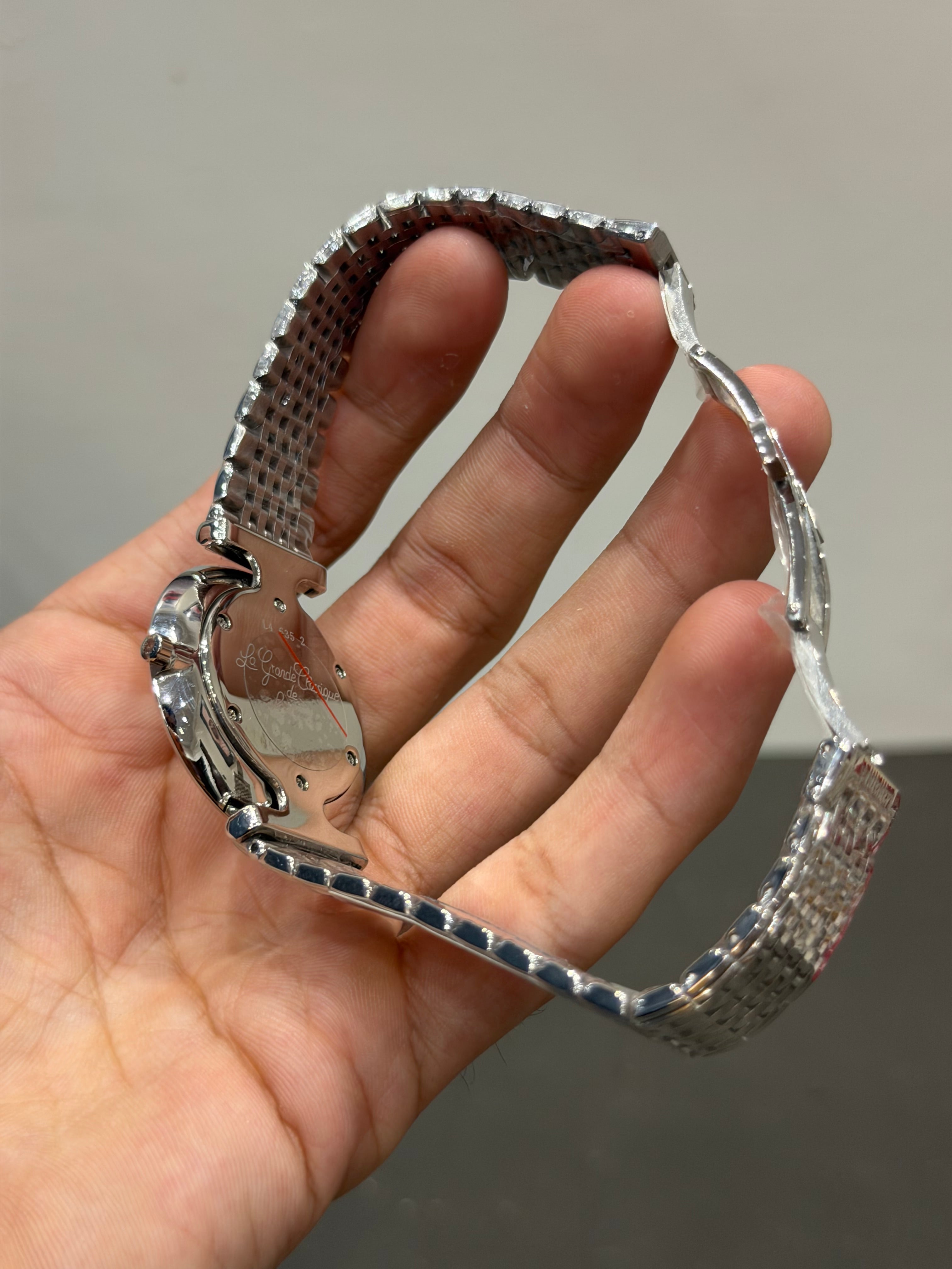 NEW COLLECTION SILVER WITH PEARL DIAL CHAIN WATCH