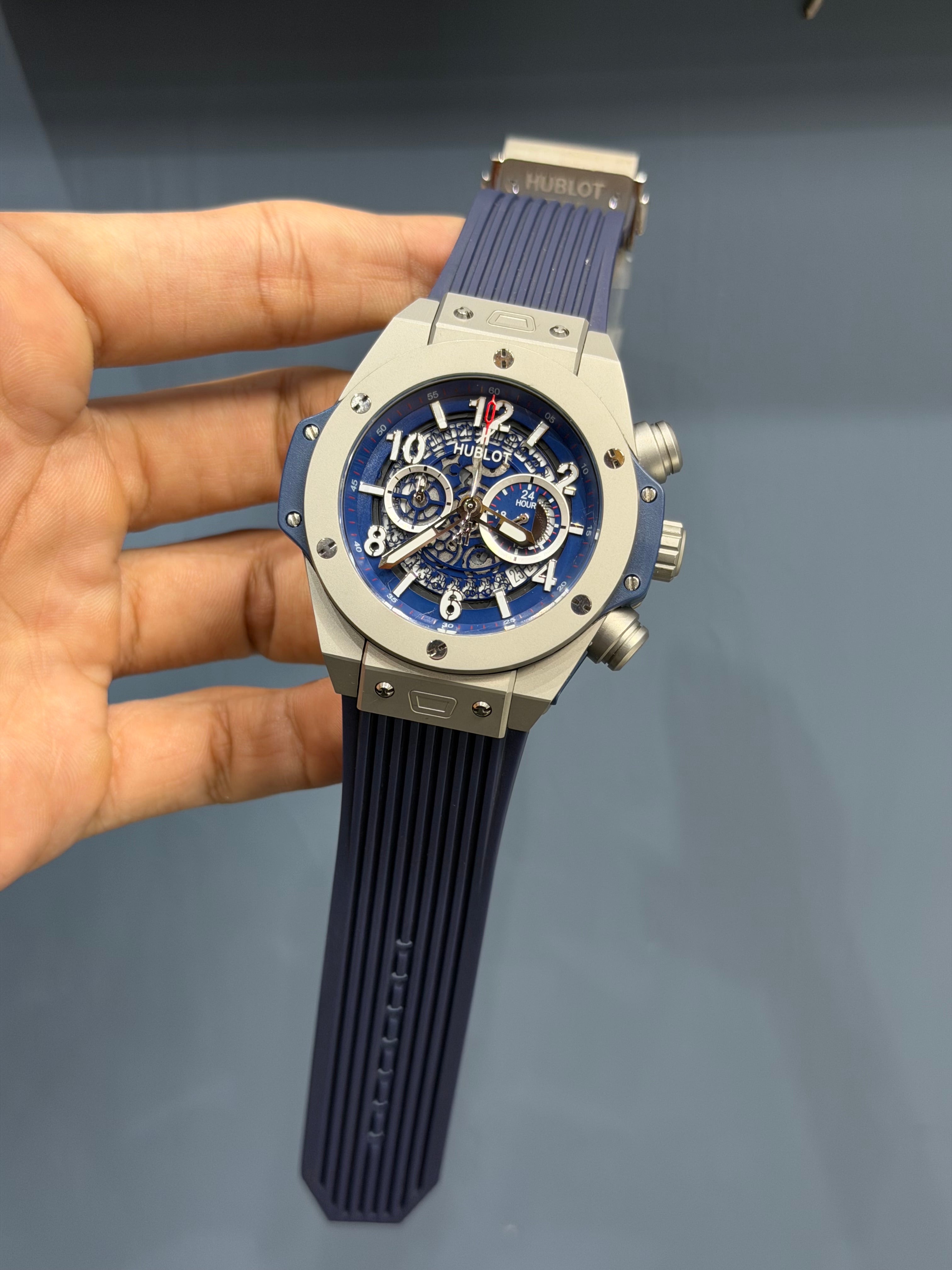 NEW COLLECTION CHRONOGRAPH MATT CASE WITH BLUE DIAL PVC STRAP