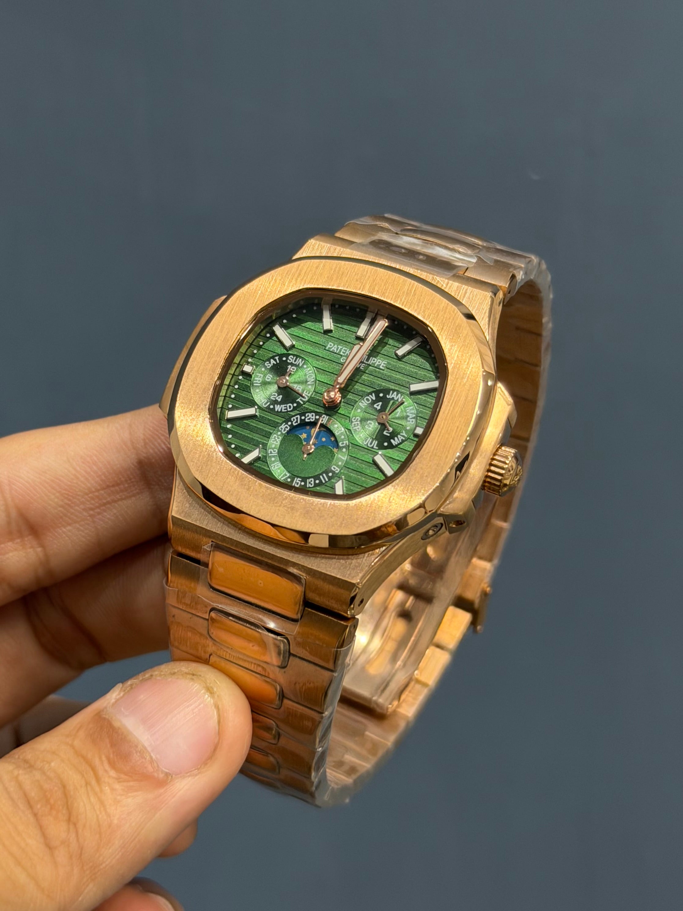 NEW COLLECTION MOON PHASE CHRONOGRAPH ROSE CASE WITH GREEN DIAL AUTOMATIC WATCH