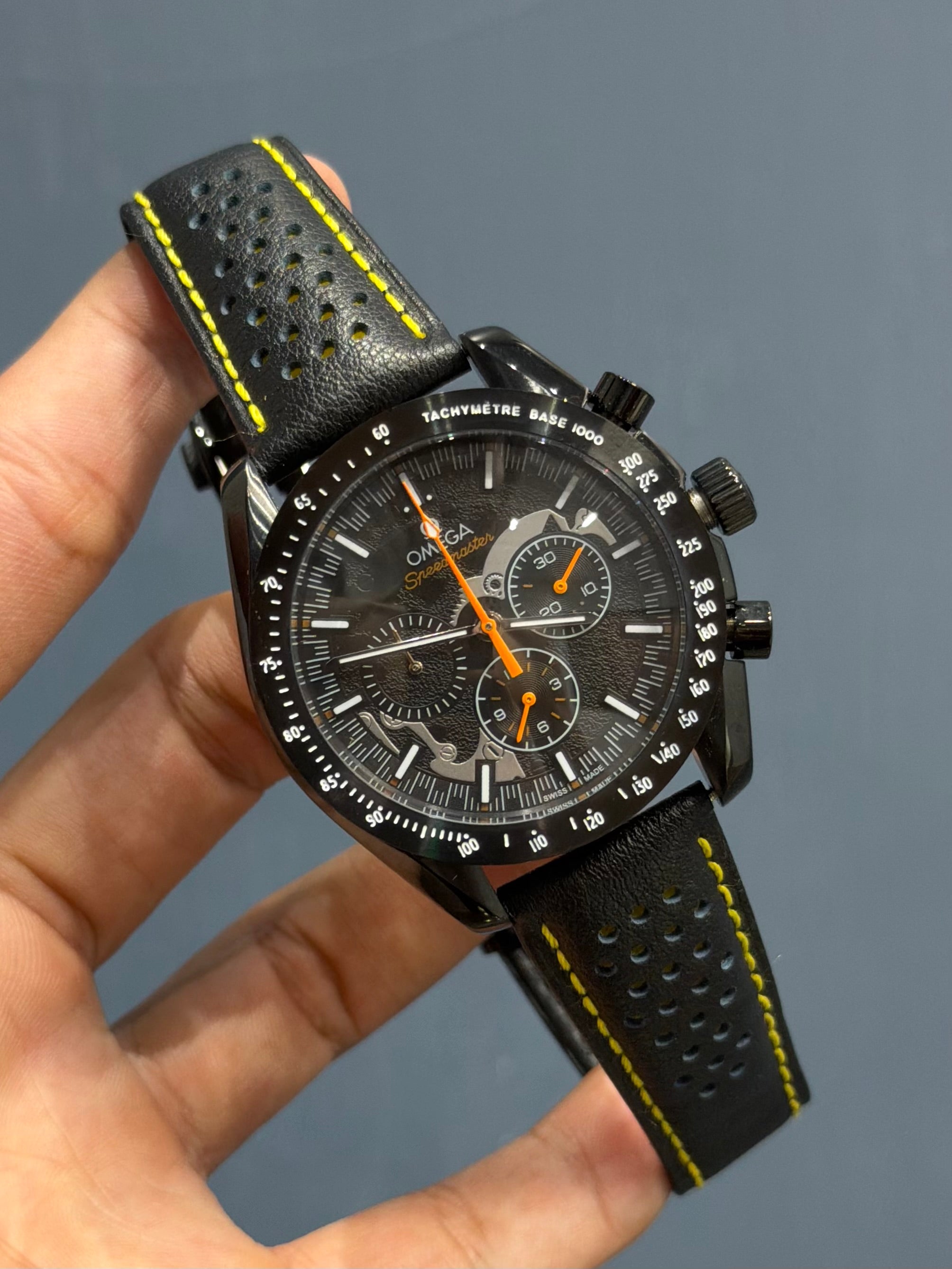 NEW COLLECTION ALL BLACK CASE WITH DIAL & BLACK LEATHER STRAP