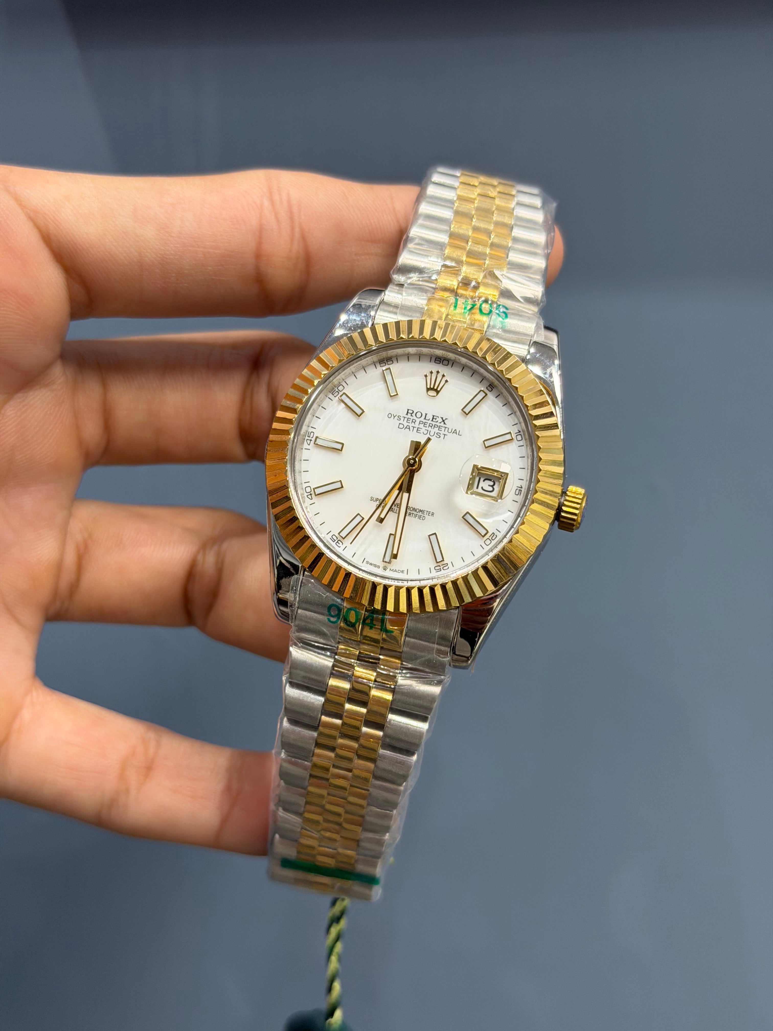 NEW COLLECTION 40 YELLOW TWOTONE WITH PEARL WHITE DIAL AUTOMATIC WATCH YZ MADE