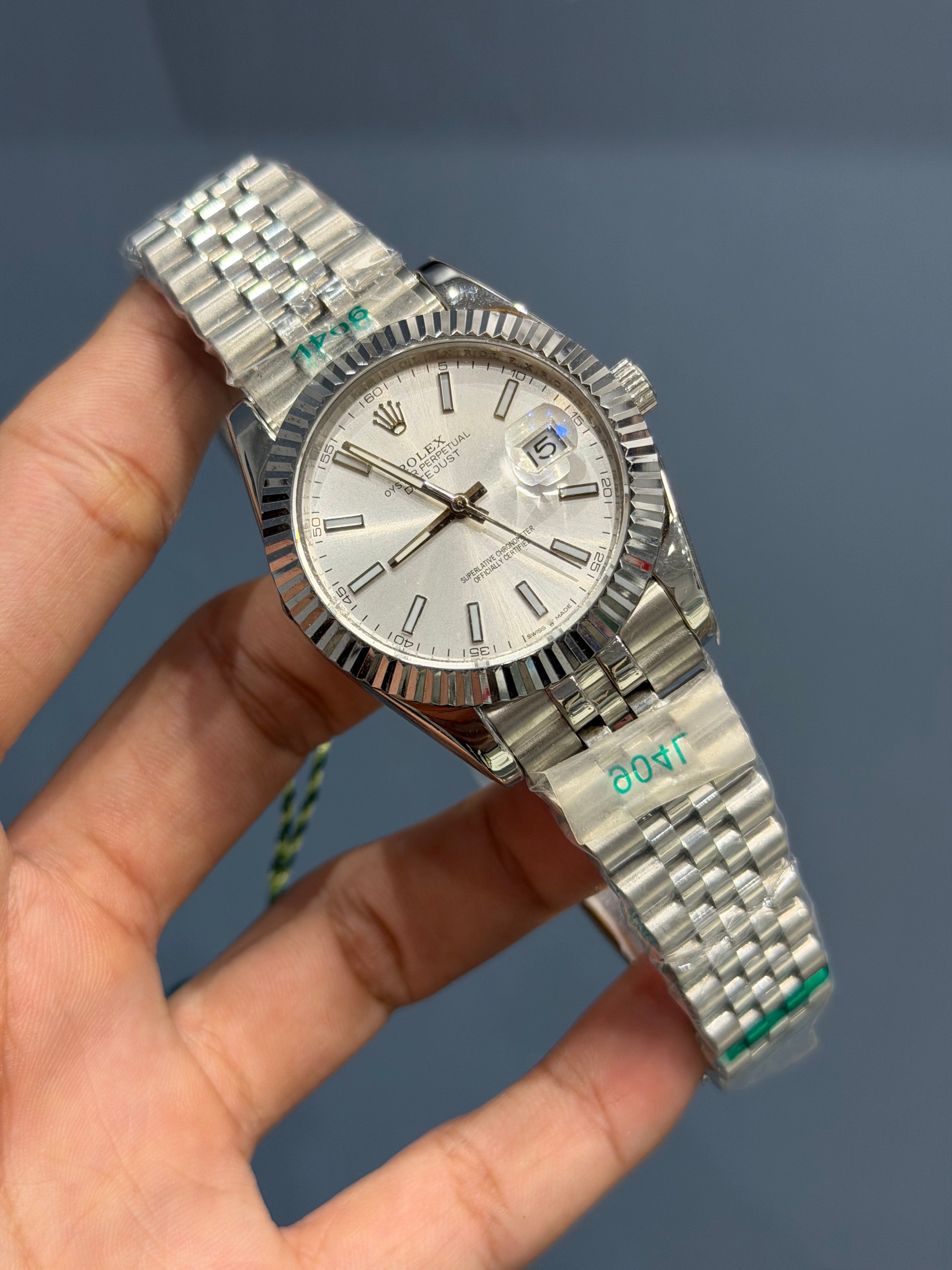 NEW COLLECTION 40 SILVER WITH WHITE DIAL AUTOMATIC WATCH YZ MADE