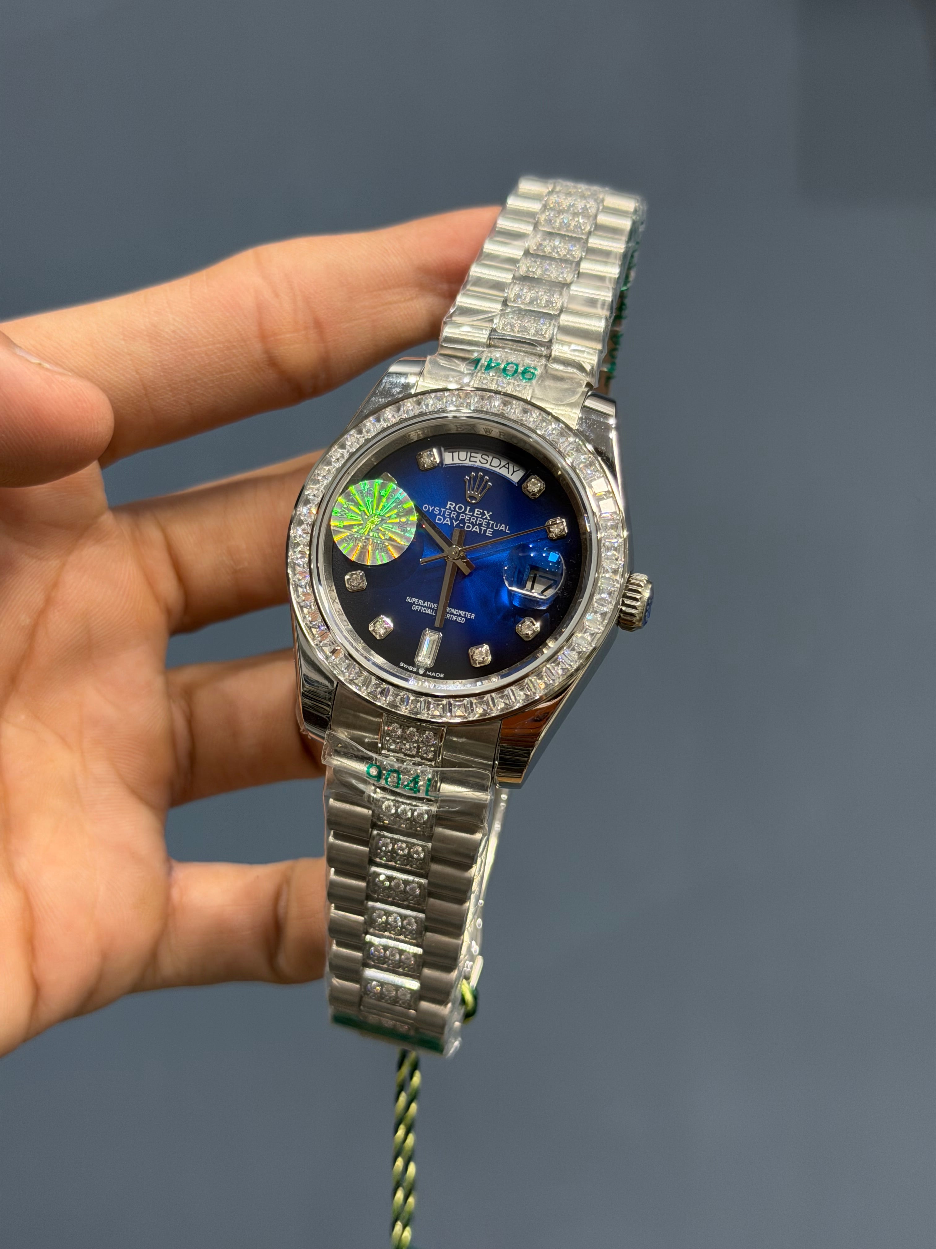 NEW COLLECTION 40 SILVER WITH BLUE DIAL STONE BEZEL AUTOMATIC WATCH YZ FACTORY