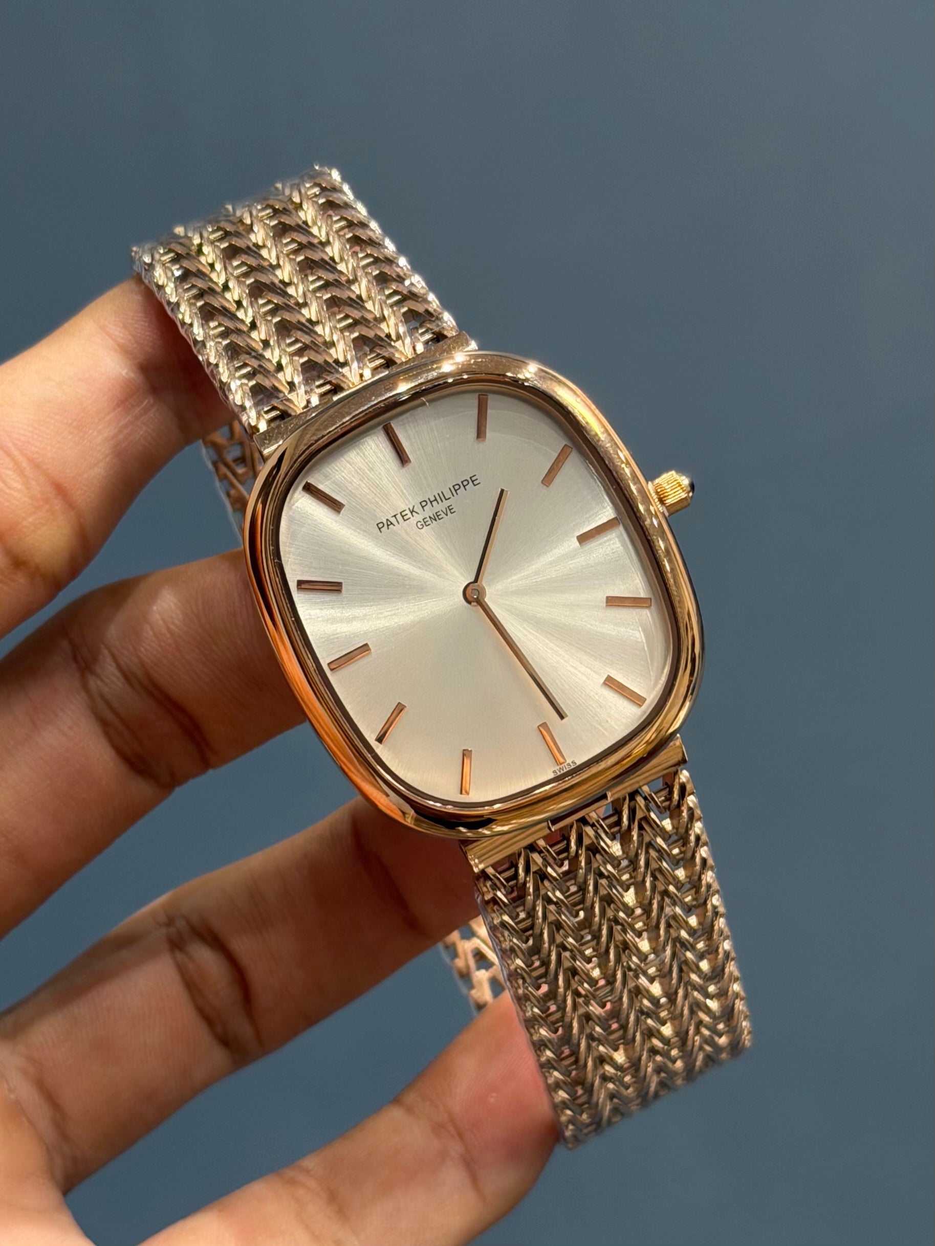 NEW COLLECTION SQUARE ROSE GOLD WITH WHITE DIAL CHAIN WATCH
