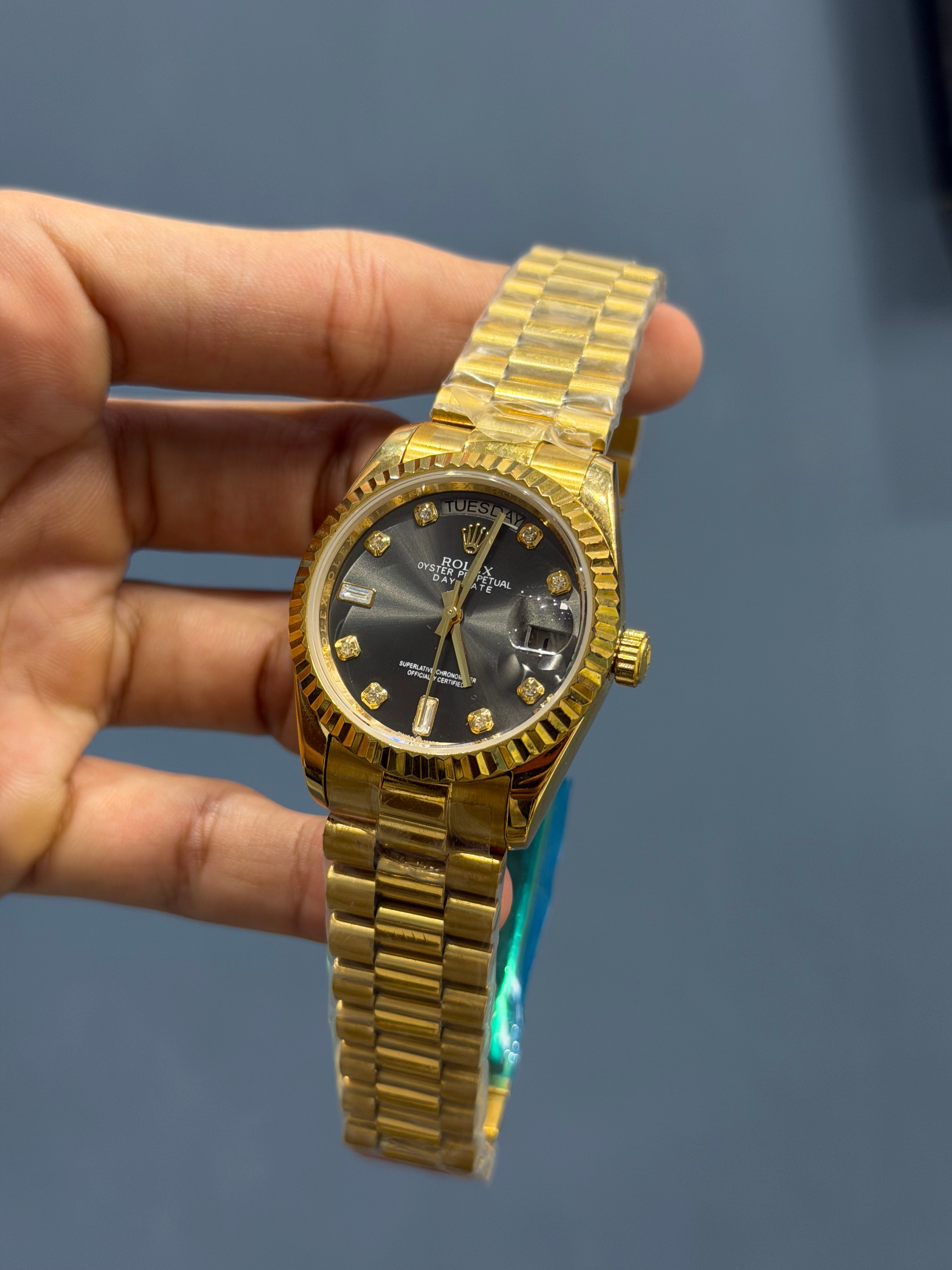 NEW COLLECTION 36 GOLD WITH GREY DIAL FLUTED BEZEL RUBY STONE FIGURE AUTOMATIC WATCH YZ FACTORY