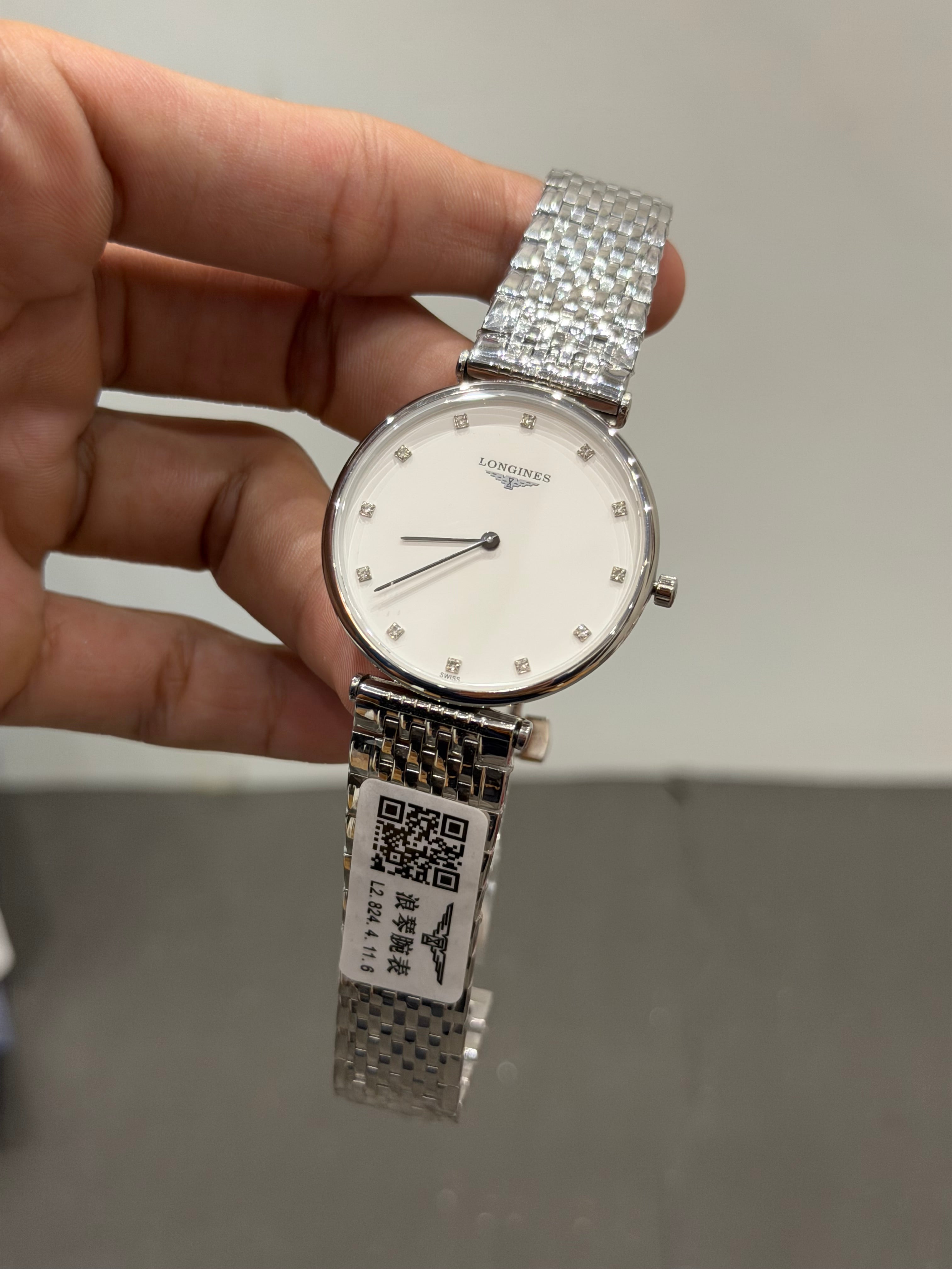 NEW COLLECTION SILVER WITH WHITE DIAL CHAIN WATCH