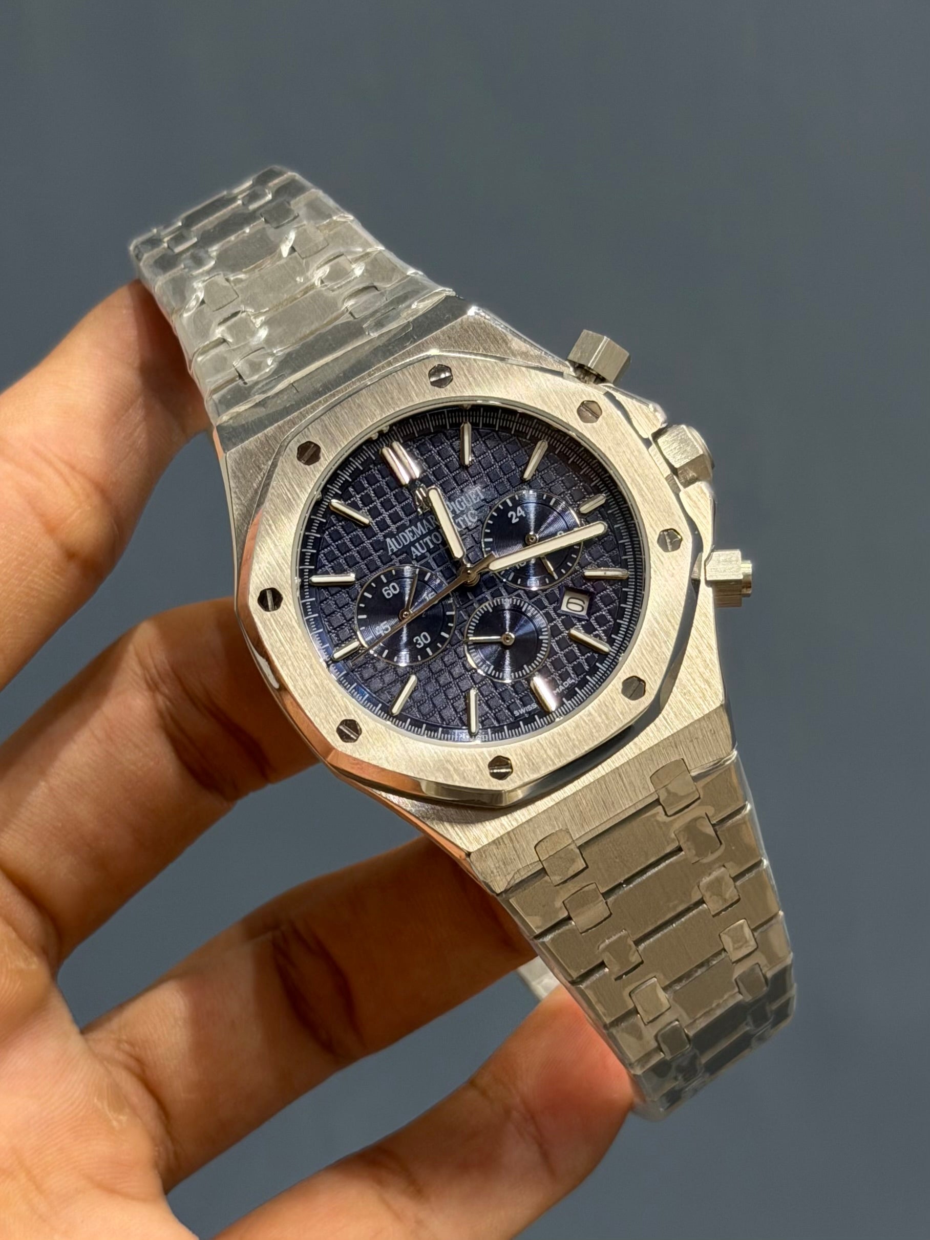 NEW COLLECTION CHRONOGRAPH SILVER WITH BLUE DIAL CHAIN WATCH