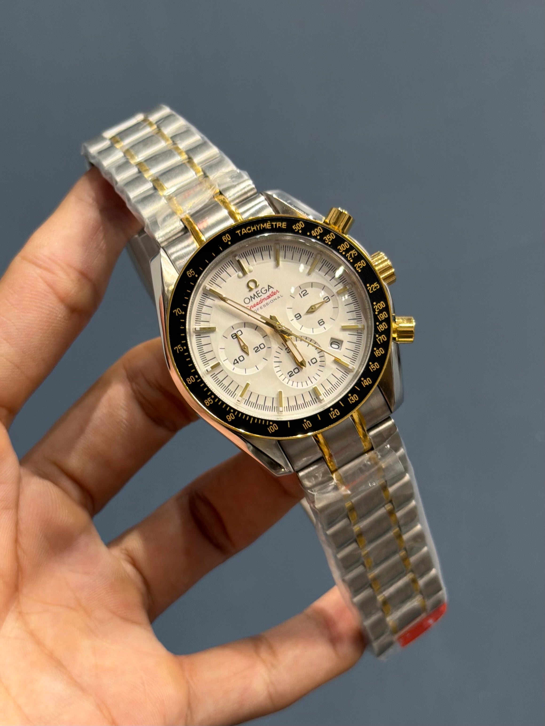 NEW COLLECTION CHRONOGRAPH TWOTONE WITH WHITE DIAL CHAIN WATCH