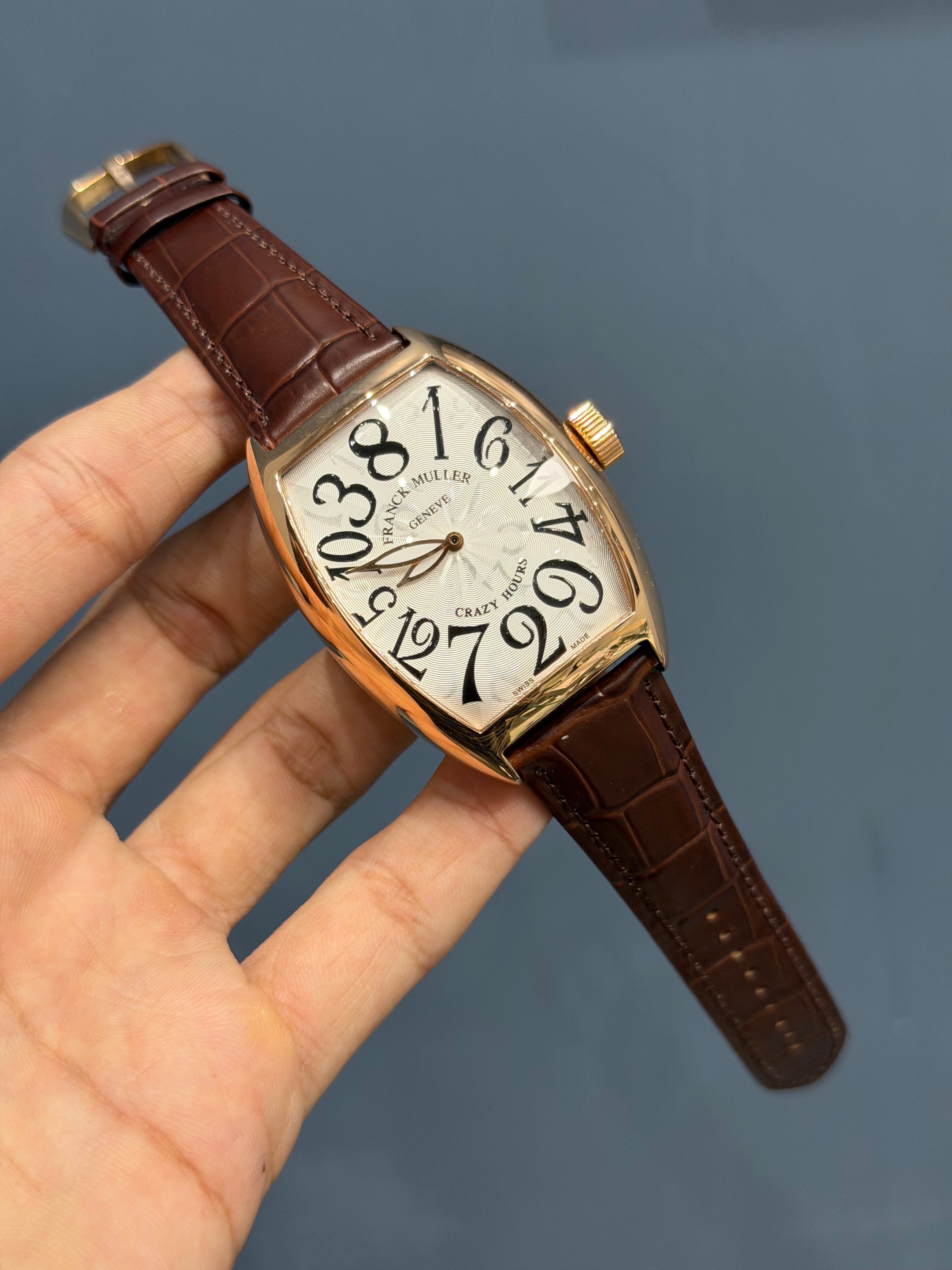 NEW COLLECTION ROSE CASE WITH WHITE DIAL AND BROWN LEATHER STRAP