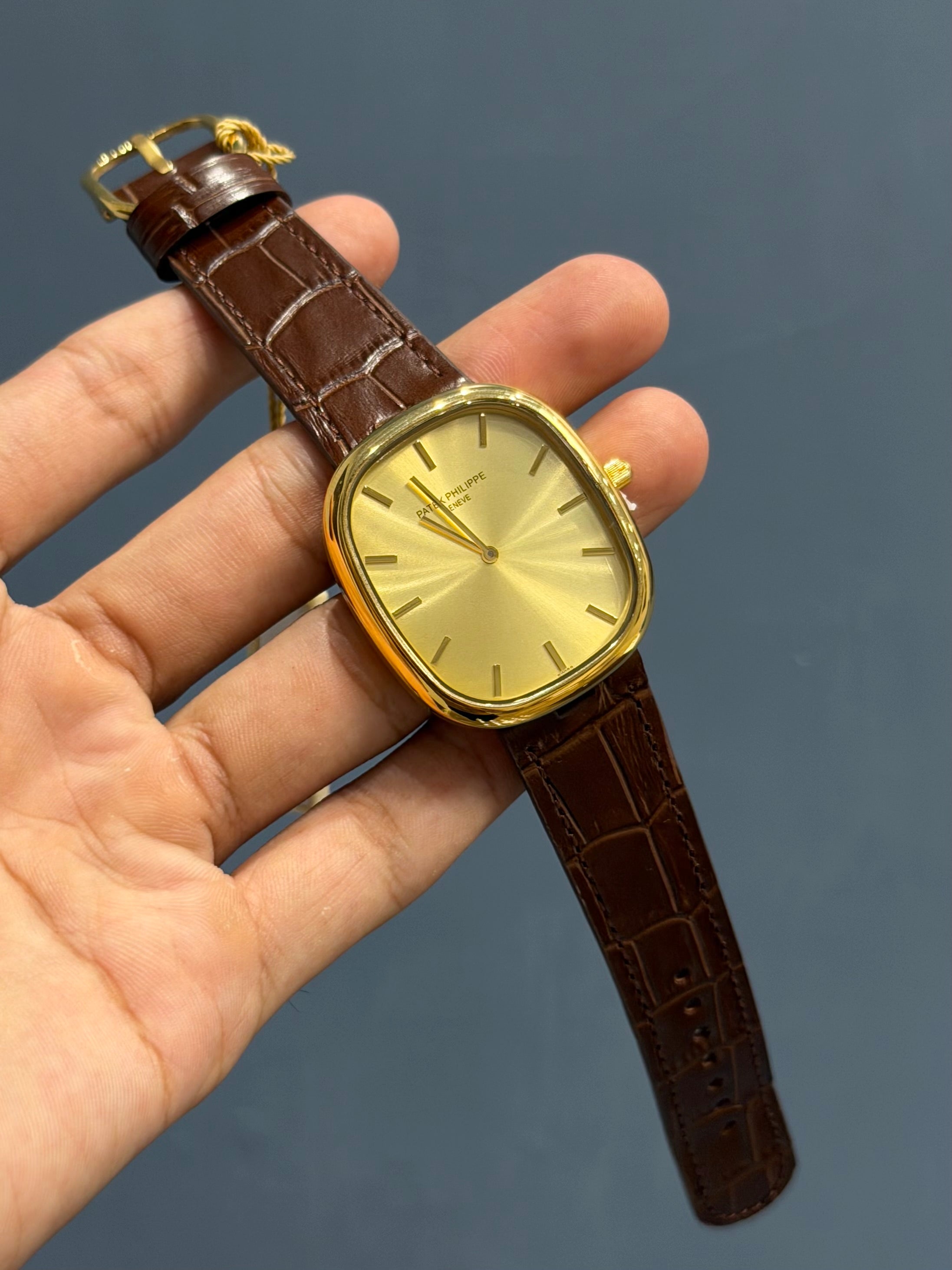 NEW COLLECTION SQUARE YELLOW WITH YELLOW DIAL LEATHER STRAP  WATCH