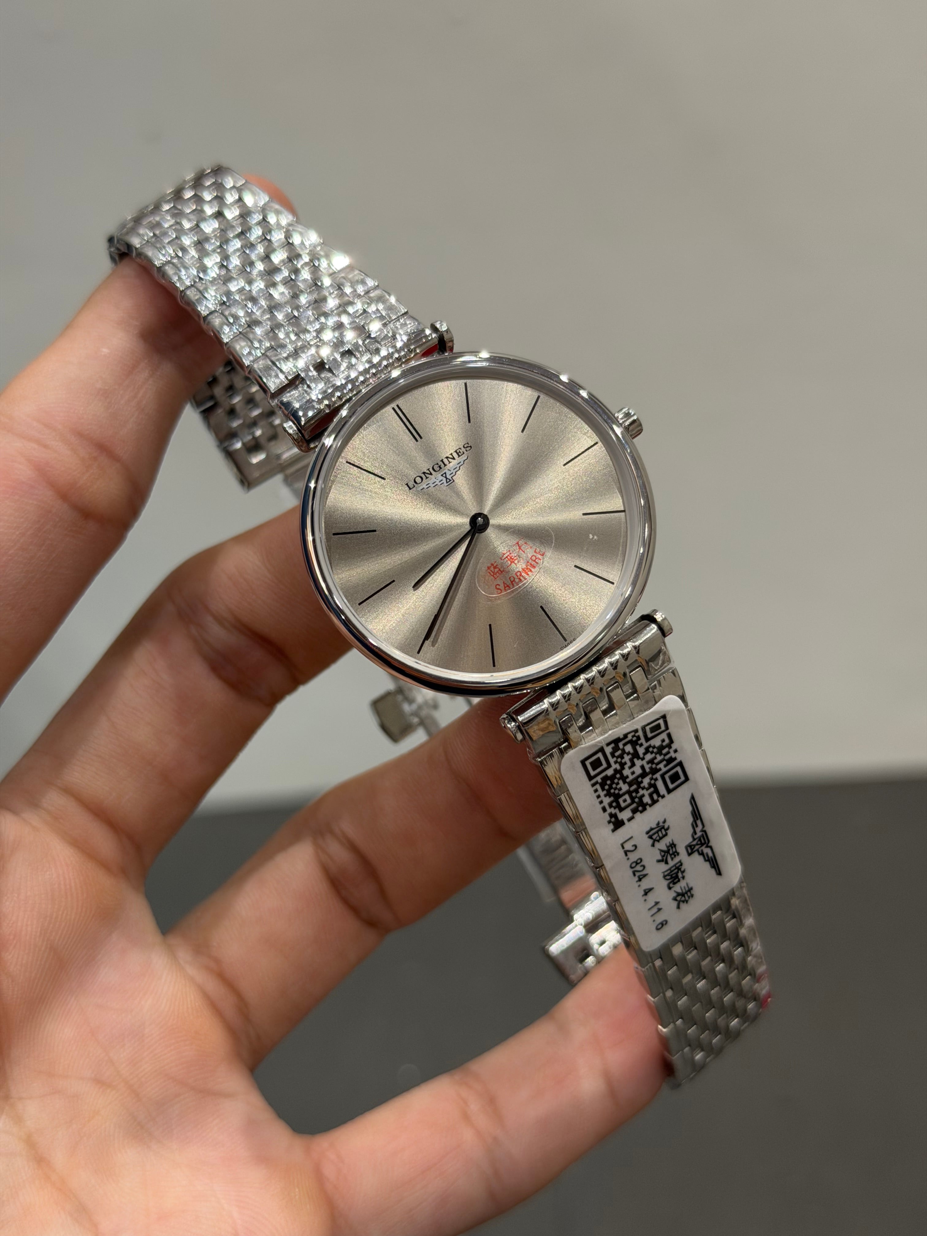 NEW COLLECTION SILVER WITH GREY DIAL SHORT FIGURE CHAIN WATCH