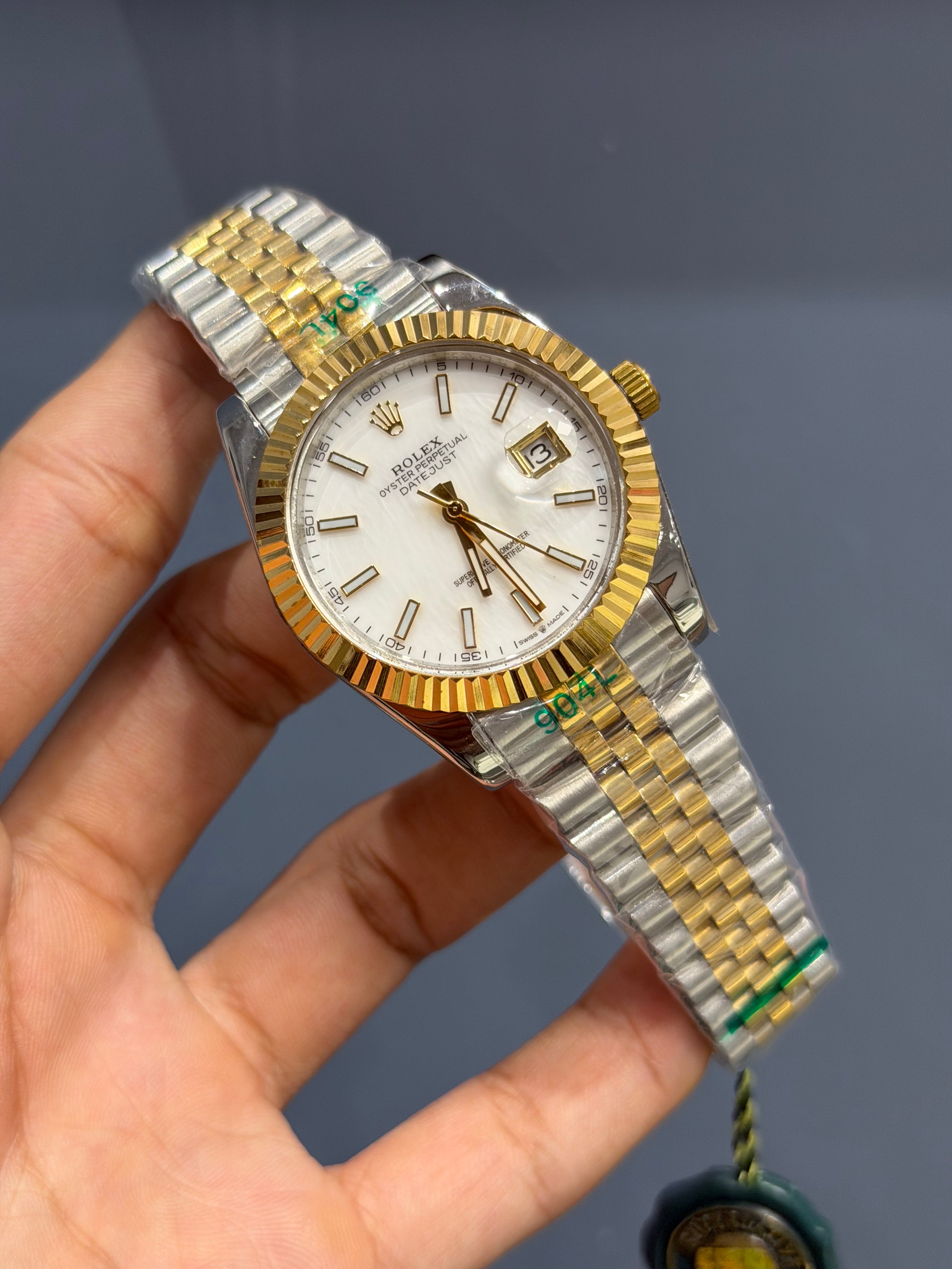 NEW COLLECTION 40 YELLOW TWOTONE WITH PEARL WHITE DIAL AUTOMATIC WATCH YZ MADE