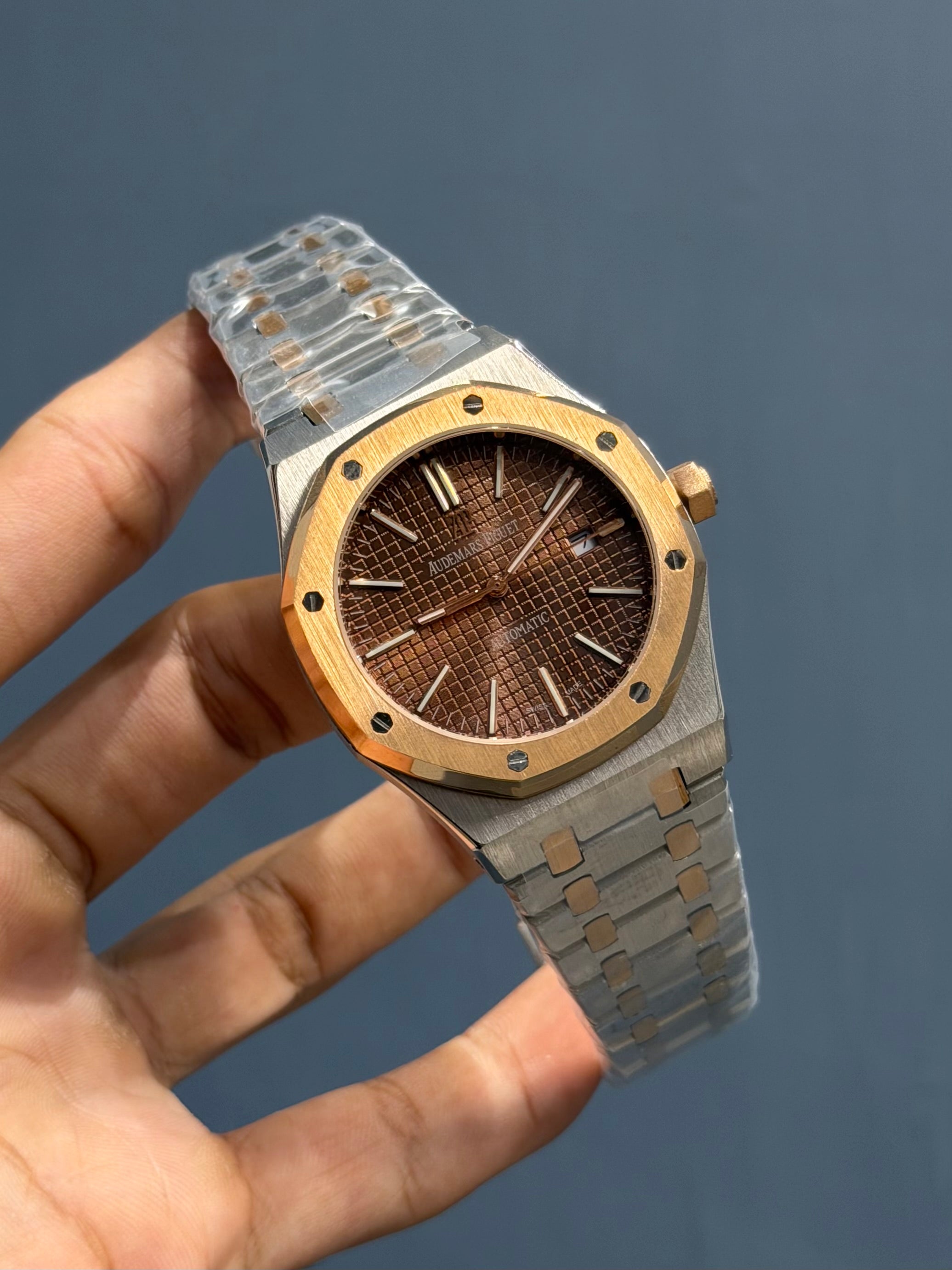 NEW COLLECTION ROSE TWOTONE WITH BROWN DIAL CHAIN WATCH FOR MEN
