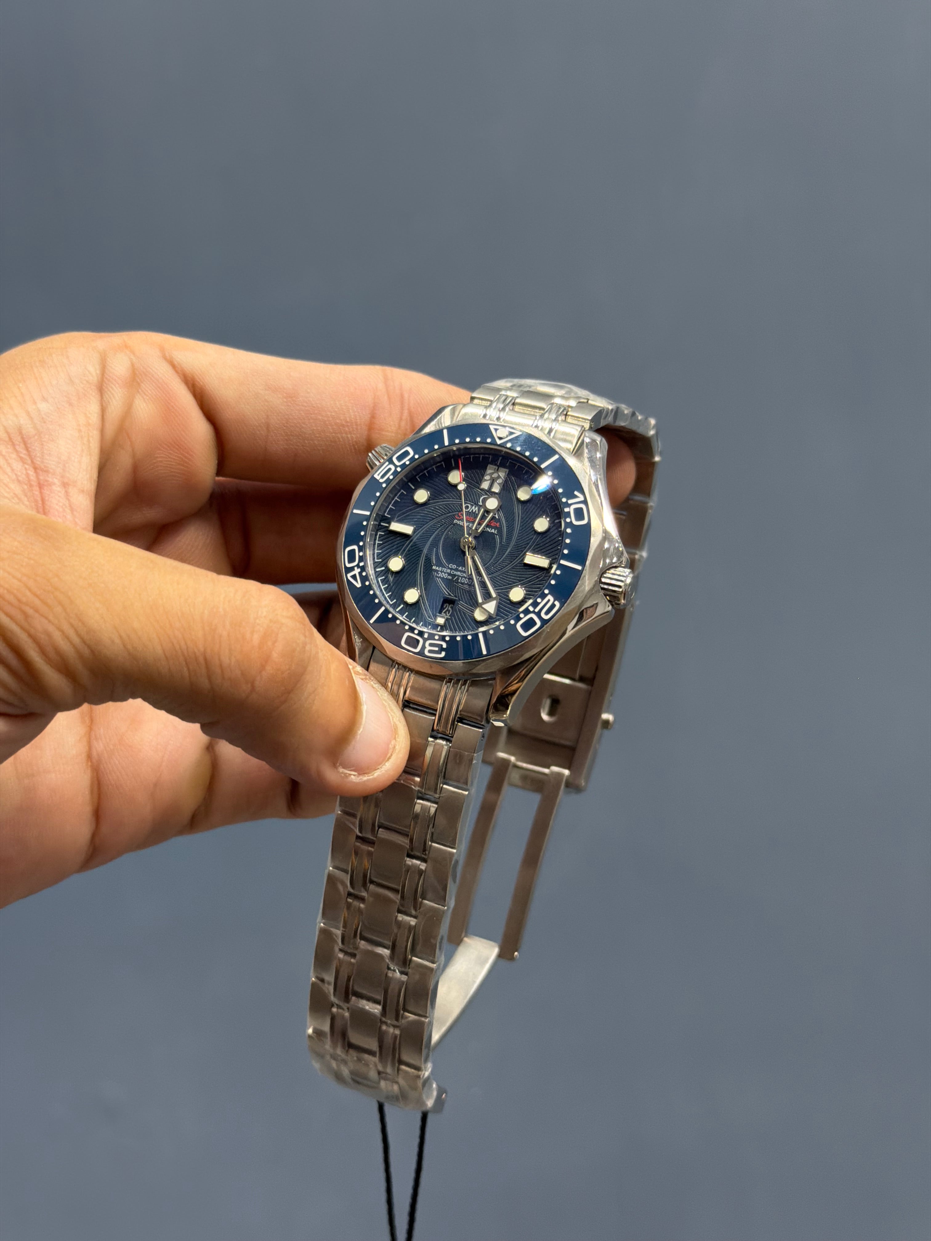 NEW COLLECTION SILVER WITH BLUE DIAL AUTOMATIC WATCH FOR MEN