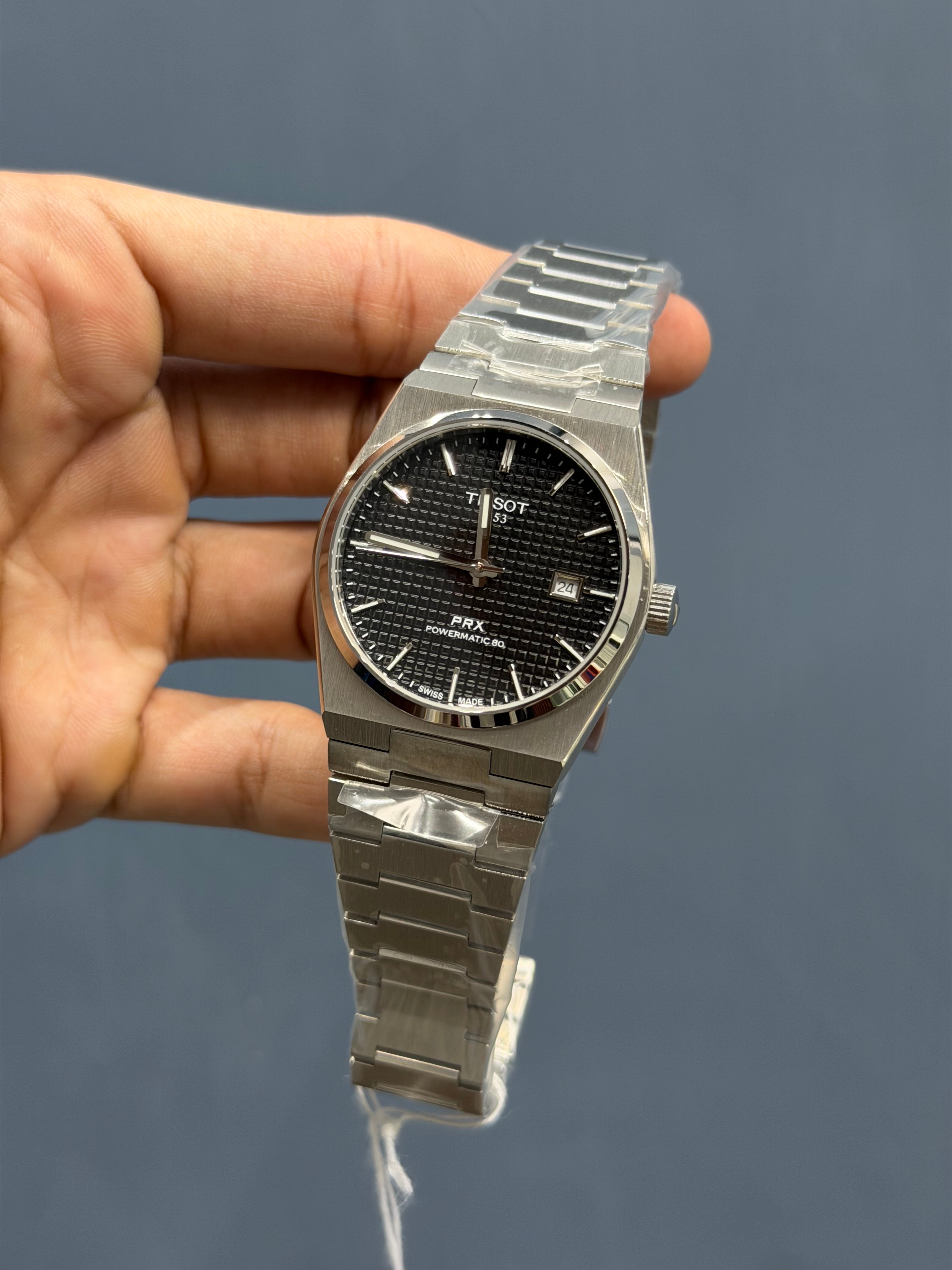 NEW COLLECTION SILVER WITH BLACK TEXTURED DIAL STAINLESS STEEL AUTOMATIC WATCH