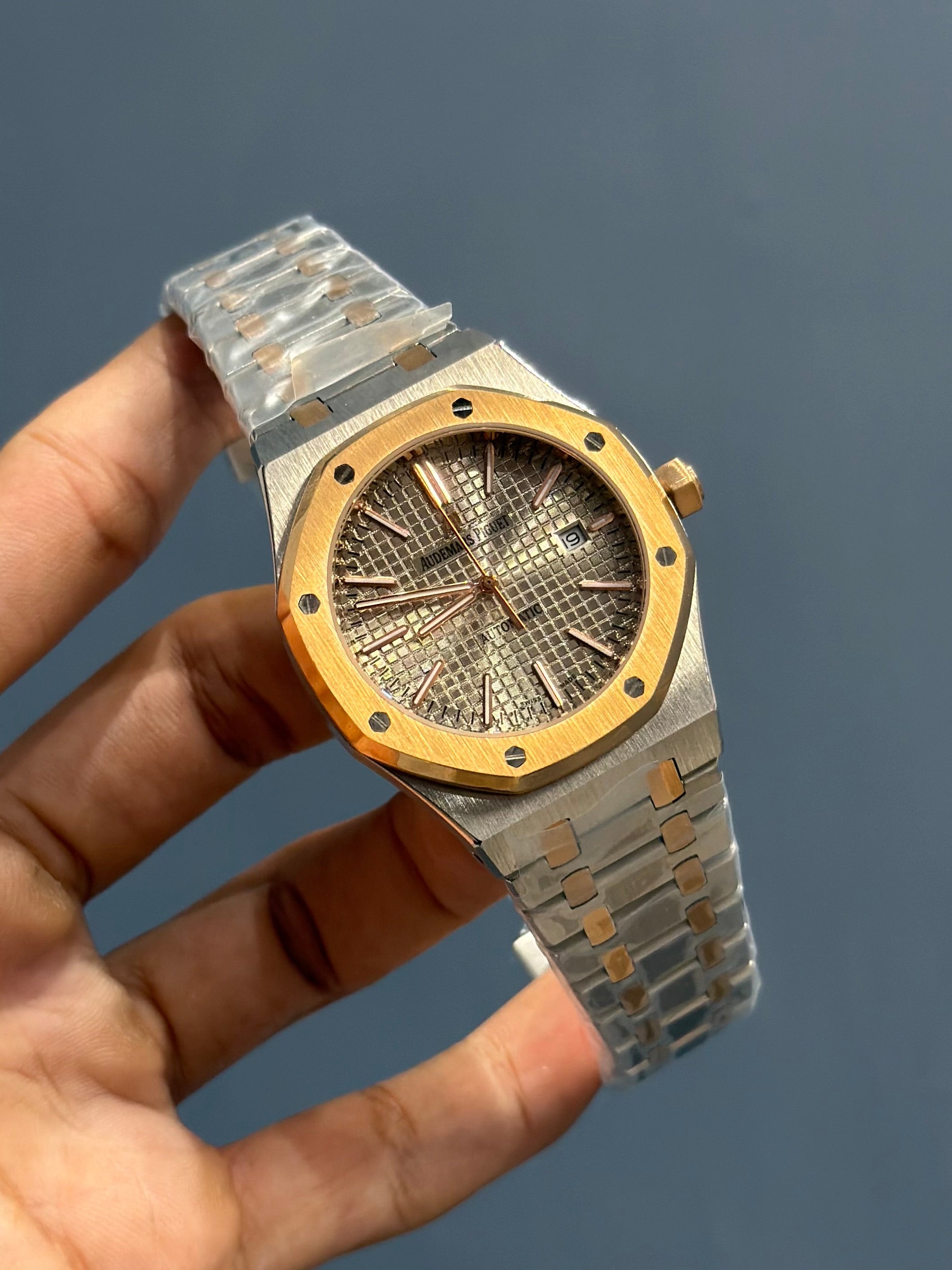 NEW COLLECTION ROSE TWOTONE WITH GREY DIAL CHAIN WATCH FOR MEN