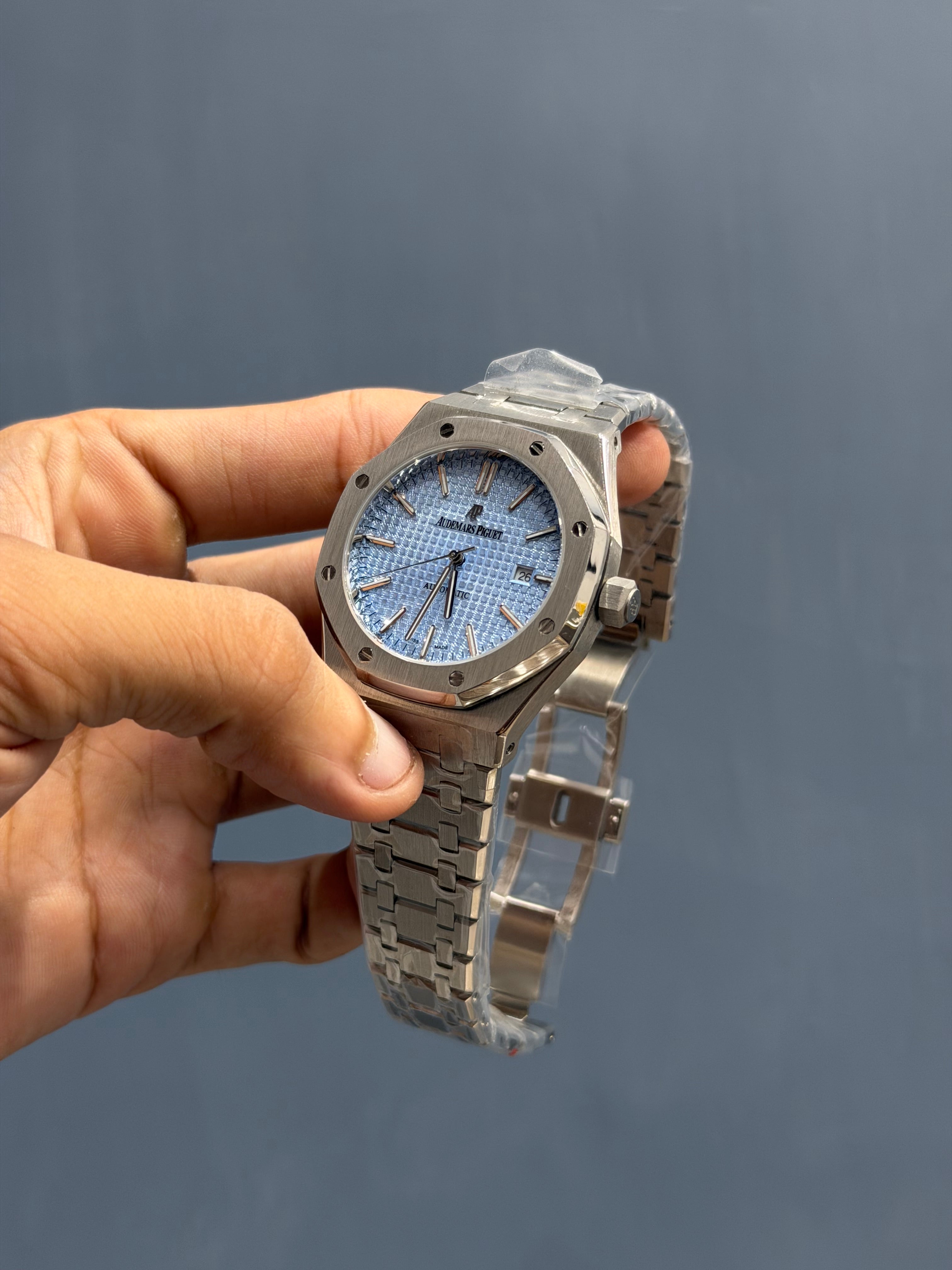 NEW COLLECTION SILVER WITH TIFFANY DIAL CHAIN WATCH FOR MEN