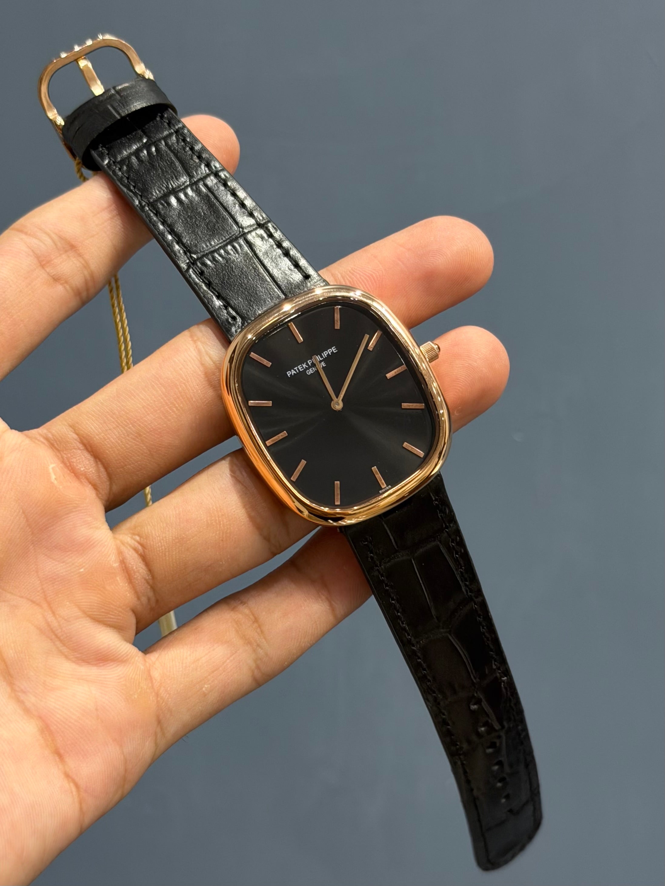 NEW COLLECTION SQUARE ROSE WITH BLACK DIAL LEATHER STRAP WATCH