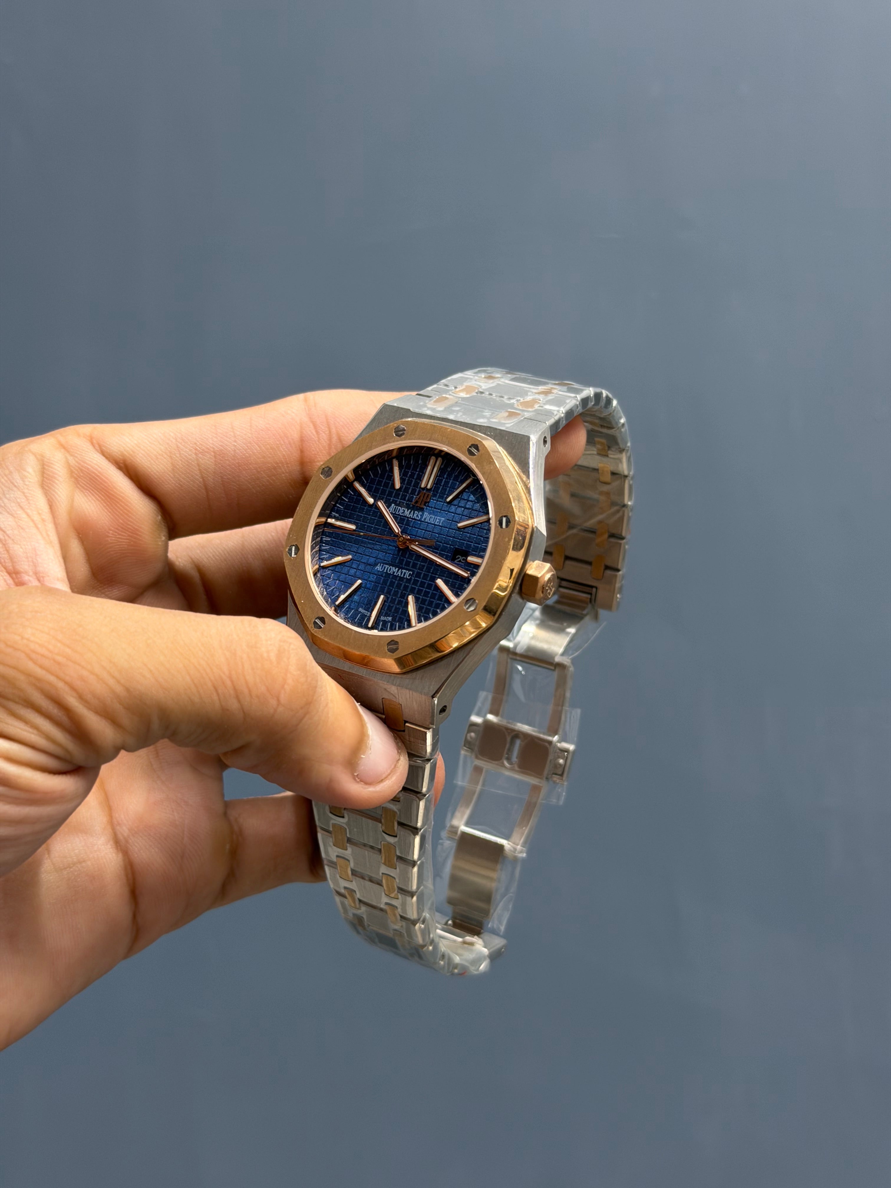 NEW COLLECTION ROSE TWOTONE WITH BLUE DIAL CHAIN WATCH FOR MEN