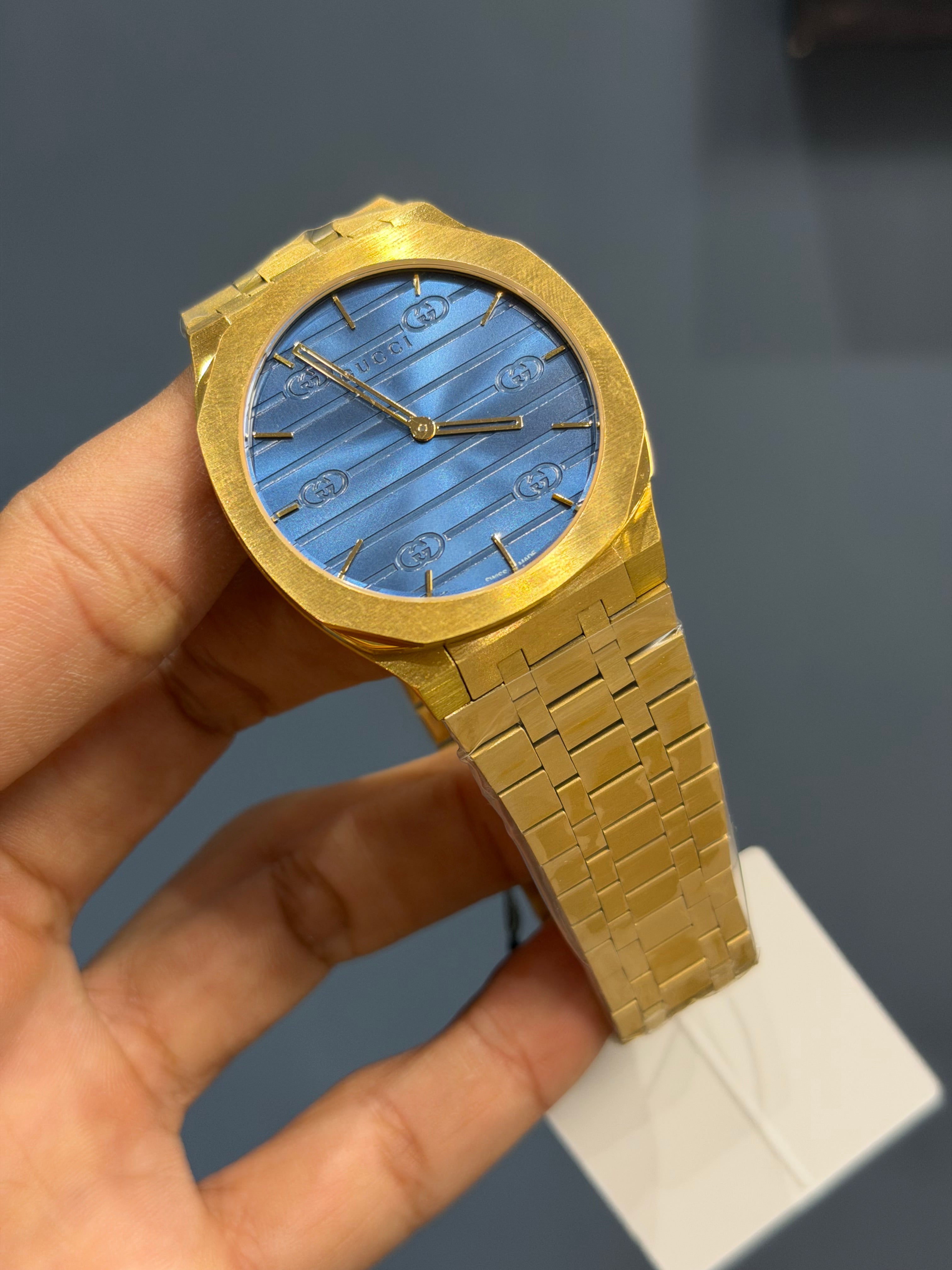 NEW COLLECTION YELLOW GOLD WITH BLUE DIAL SLIM CHAIN WATCH