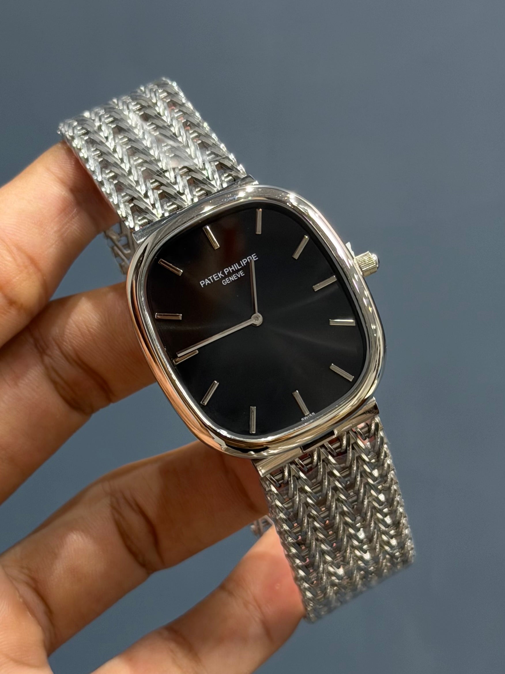 NEW COLLECTION SQUARE SILVER WITH BLACK DIAL CHAIN WATCH