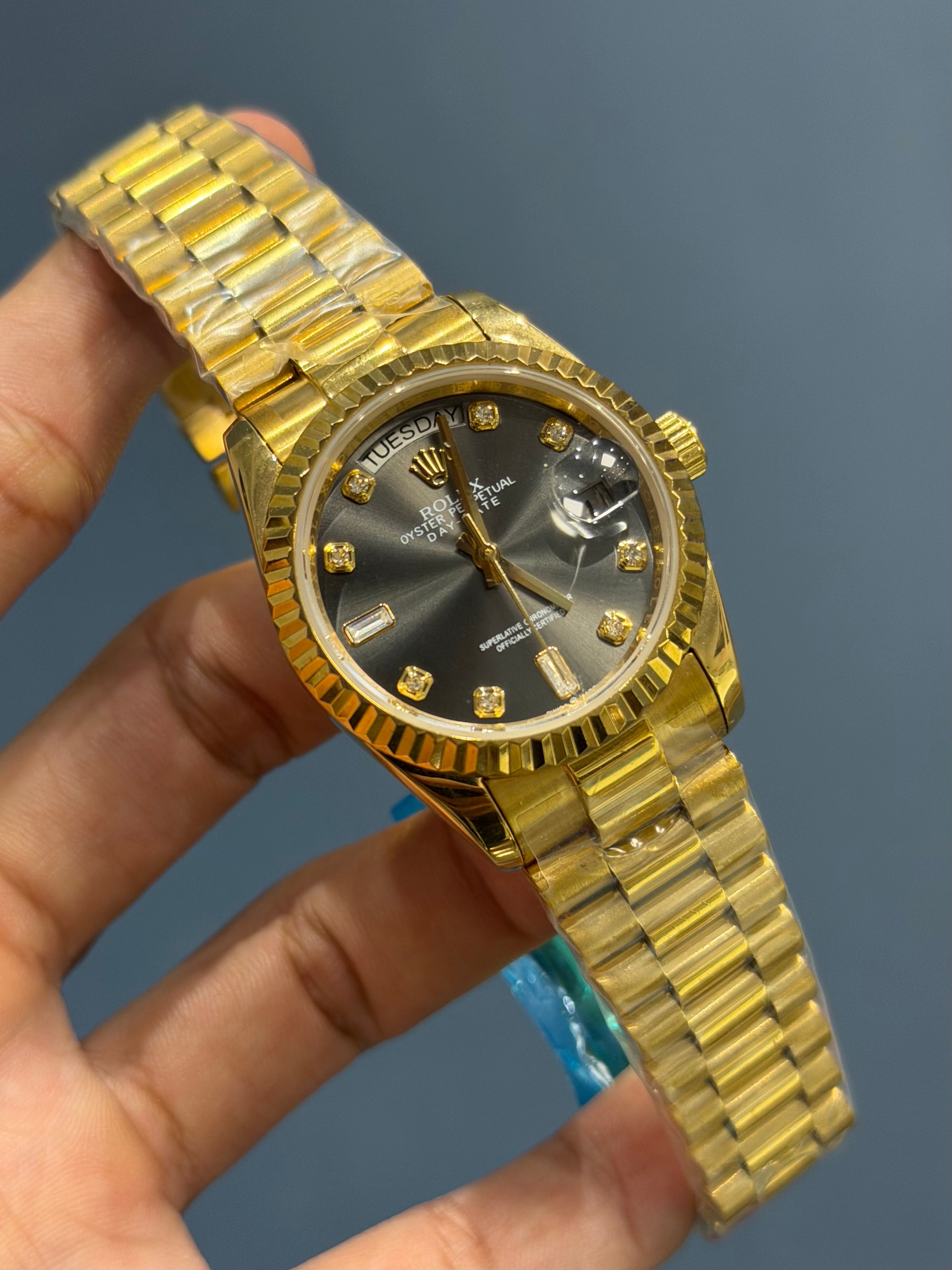 NEW COLLECTION 36 GOLD WITH GREY DIAL FLUTED BEZEL RUBY STONE FIGURE AUTOMATIC WATCH YZ FACTORY