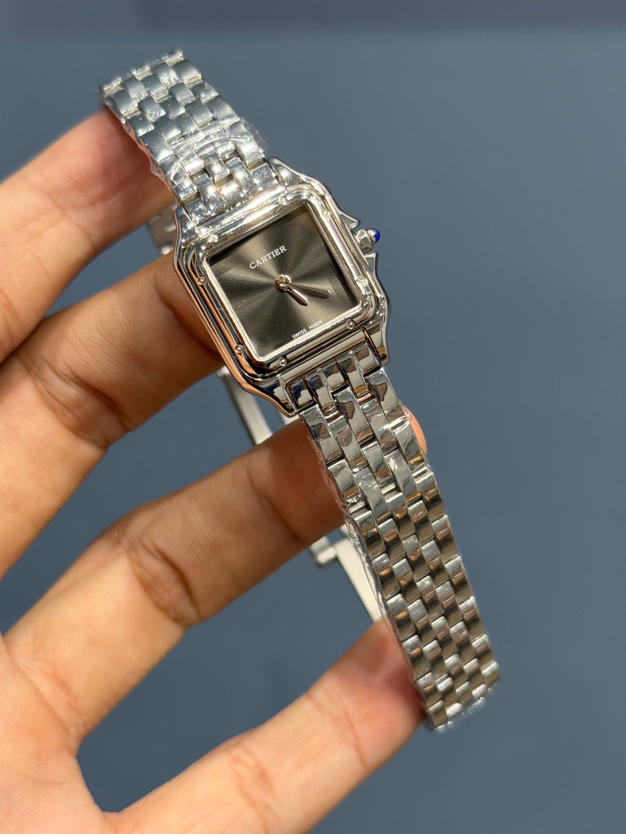 NEW COLLECTION SILVER CASE WITH BLACK DIAL LADIES WATCH