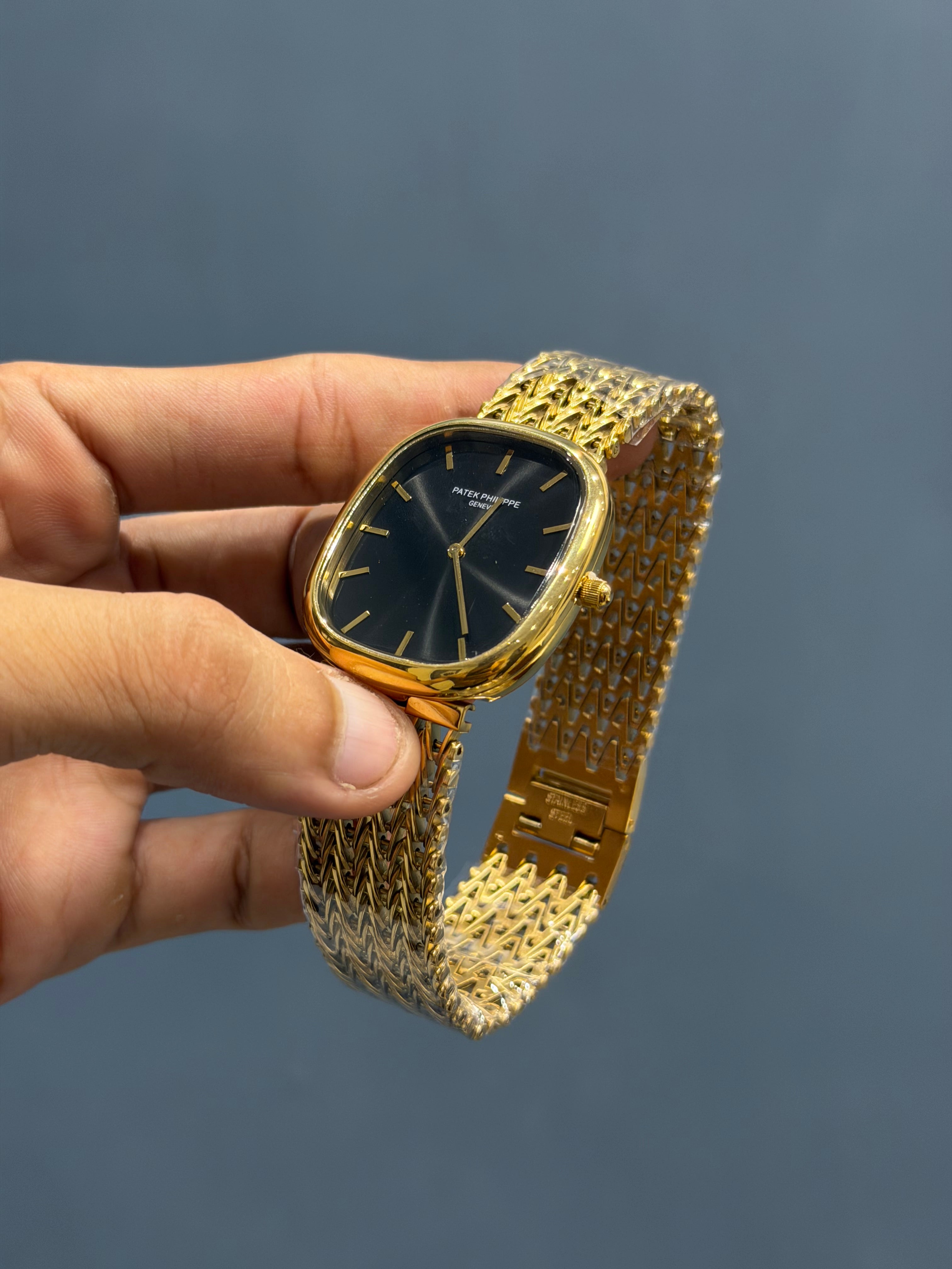 NEW COLLECTION SQUARE YELLOW GOLD WITH BLACK DIAL CHAIN WATCH