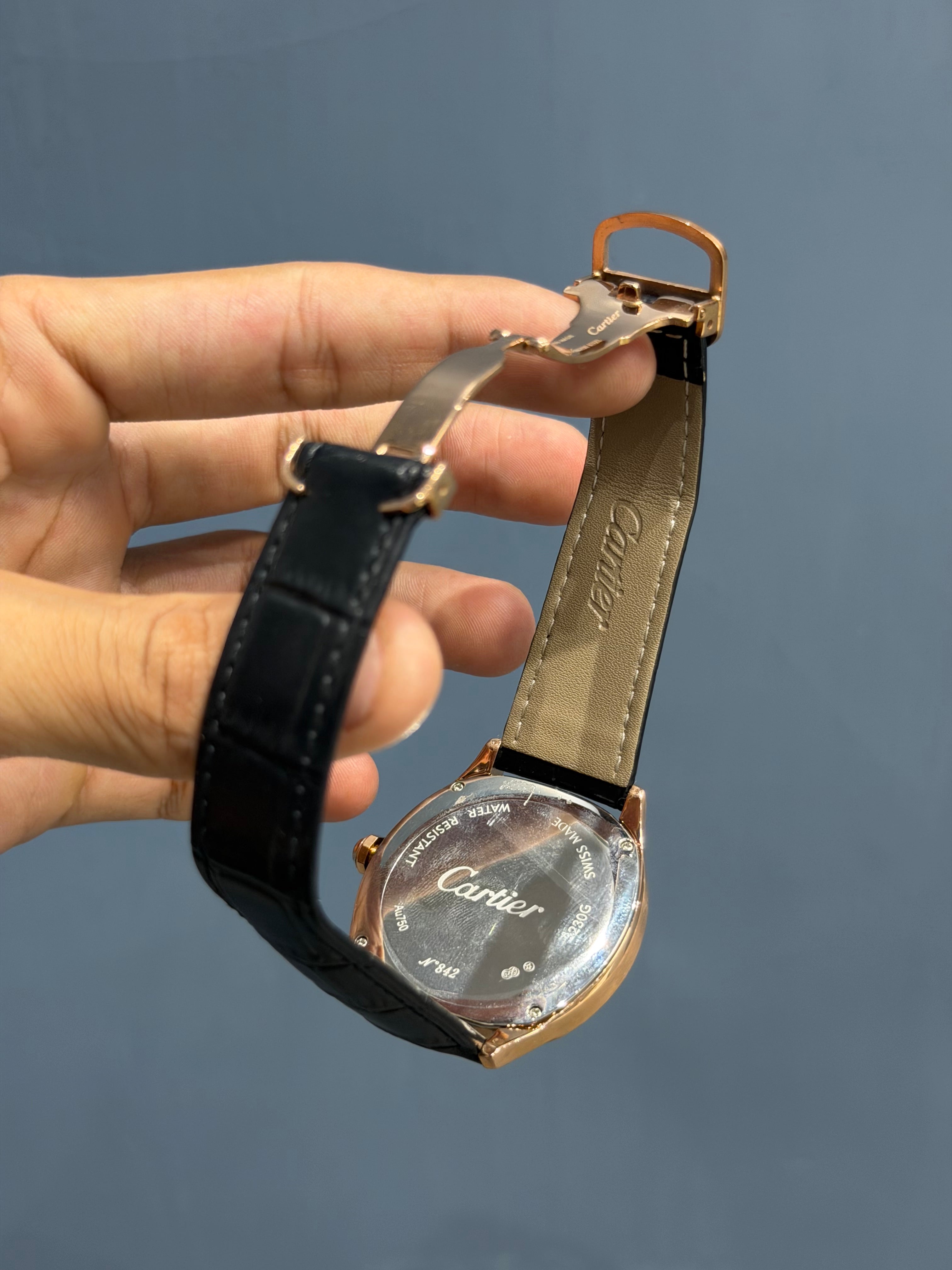 NEW COLLECTION ROSE CASE WITH GREEN DIAL & BLACK LEATHER STRAP