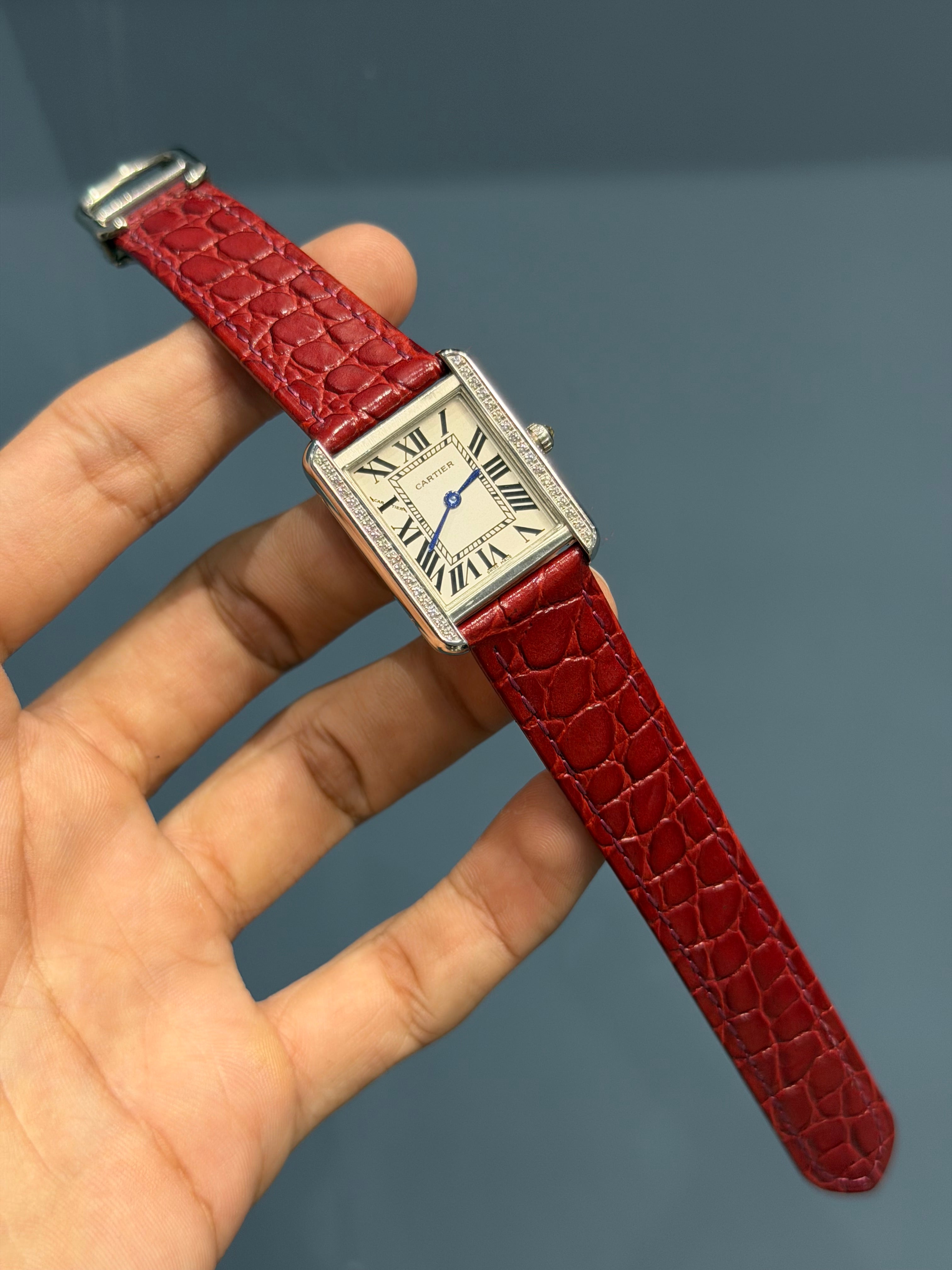 NEW COLLECTION STONE BEZEL SILVER CASE WITH WHITE DIAL & MAHROON LEATHER STRAP