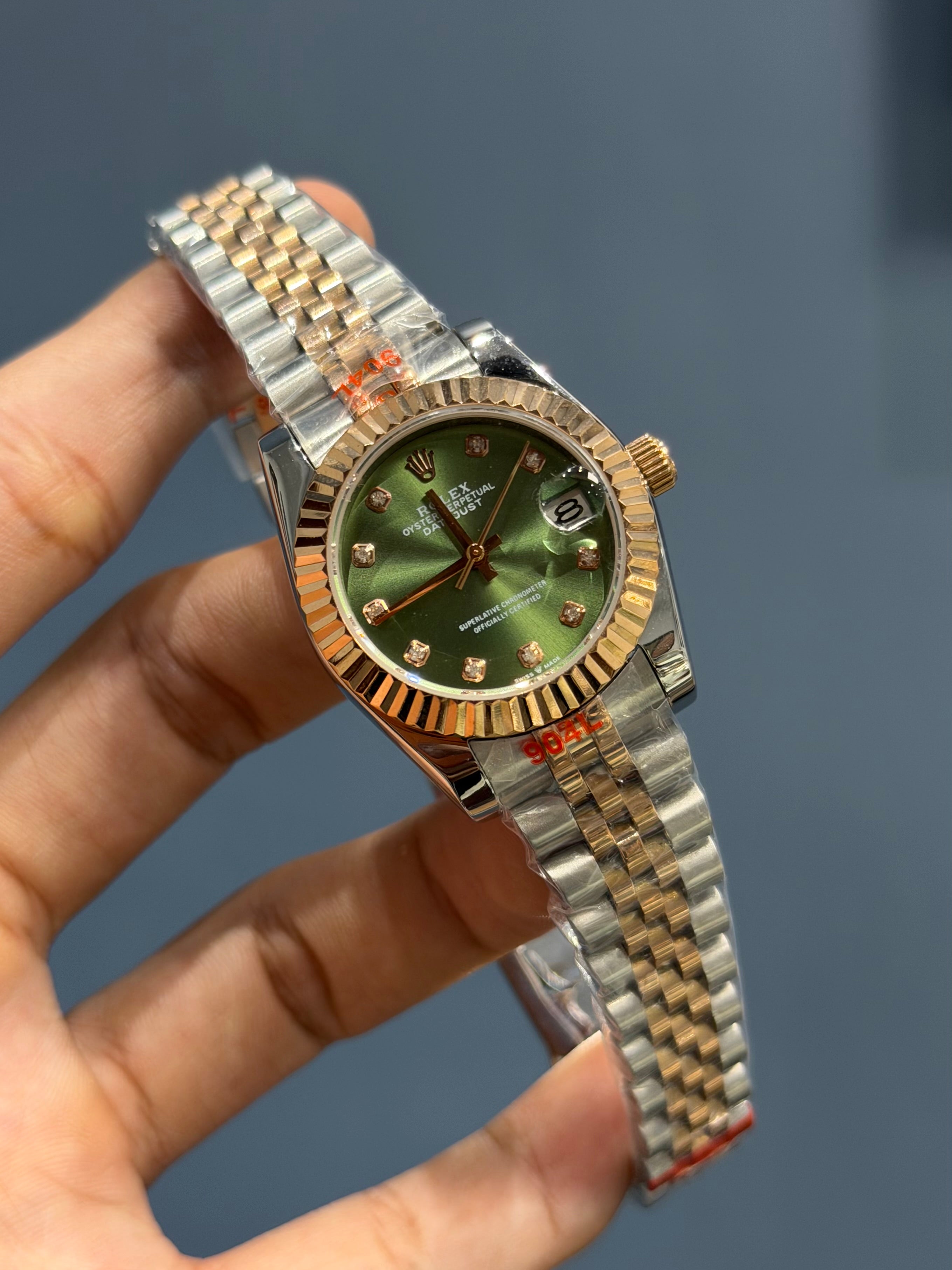 NEW COLLECTION 31 ROSE TWOTONE WITH GREEN DIAL FLUTTED BEZEL AUTOMATIC WATCH