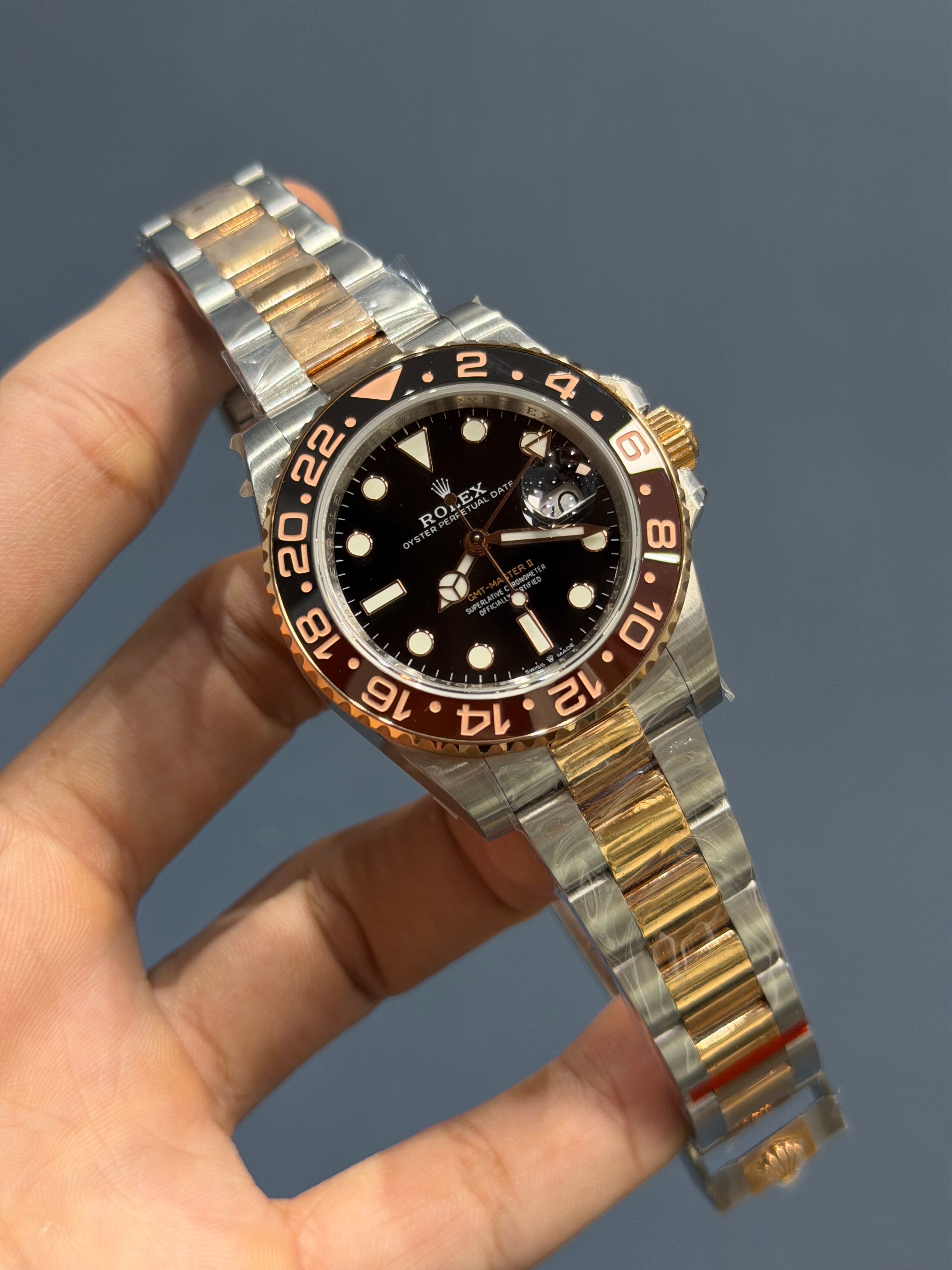 NEW COLLECTION GMT 40 TWO TONE ROSE GOLD WITH BLACK DIAL & ROOT BEER BEZEL AUTOMATIC WATCH BP MADE