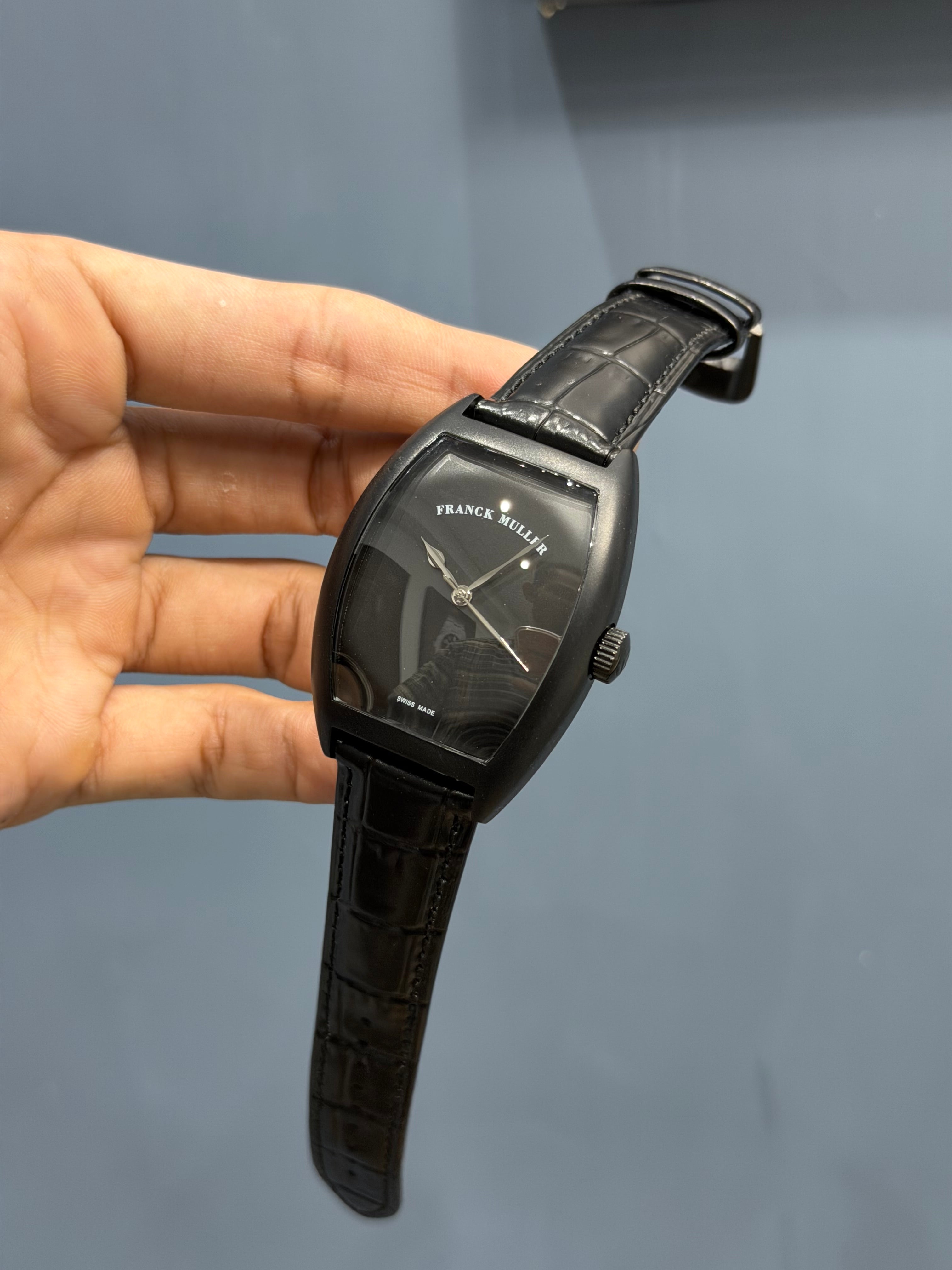 NEW COLLECTION FULL BLACK CASE WITH BLACK DIAL AND BLACK LEATHER STRAP