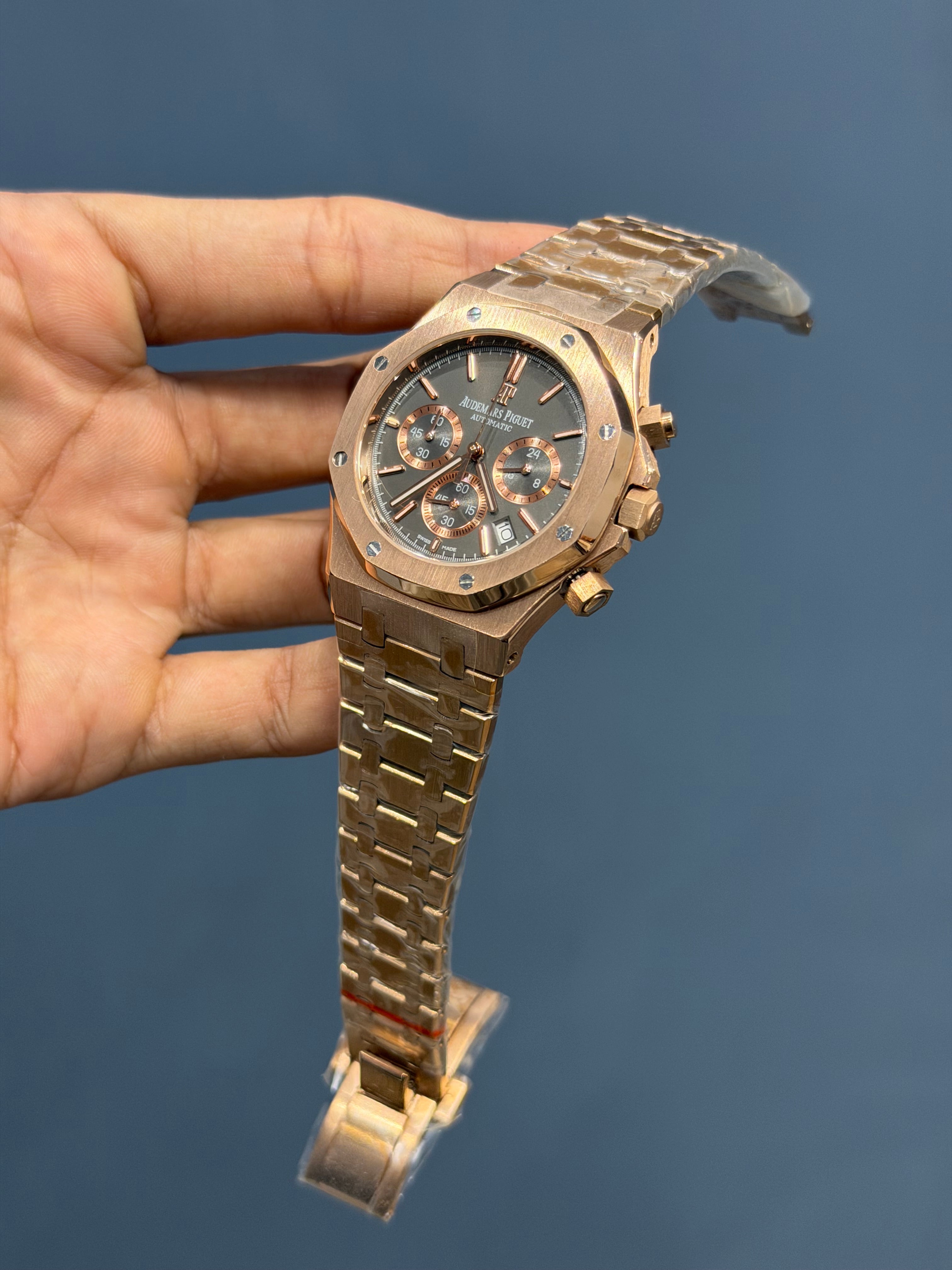 NEW COLLECTION CHRONOGRAPH ROSE WITH GREY DIAL CHAIN WATCH