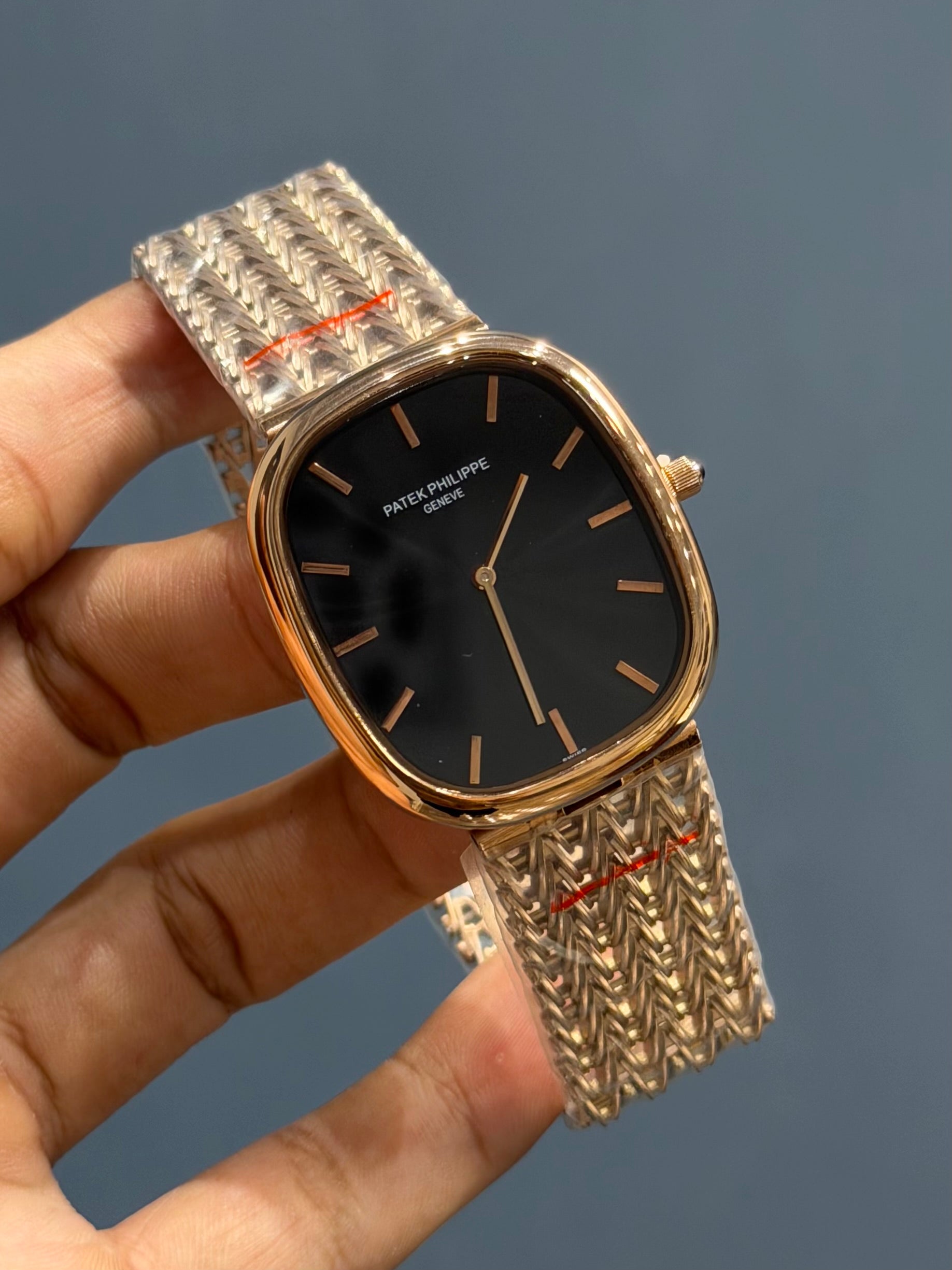 NEW COLLECTION SQUARE ROSE GOLD WITH BLACK DIAL CHAIN WATCH