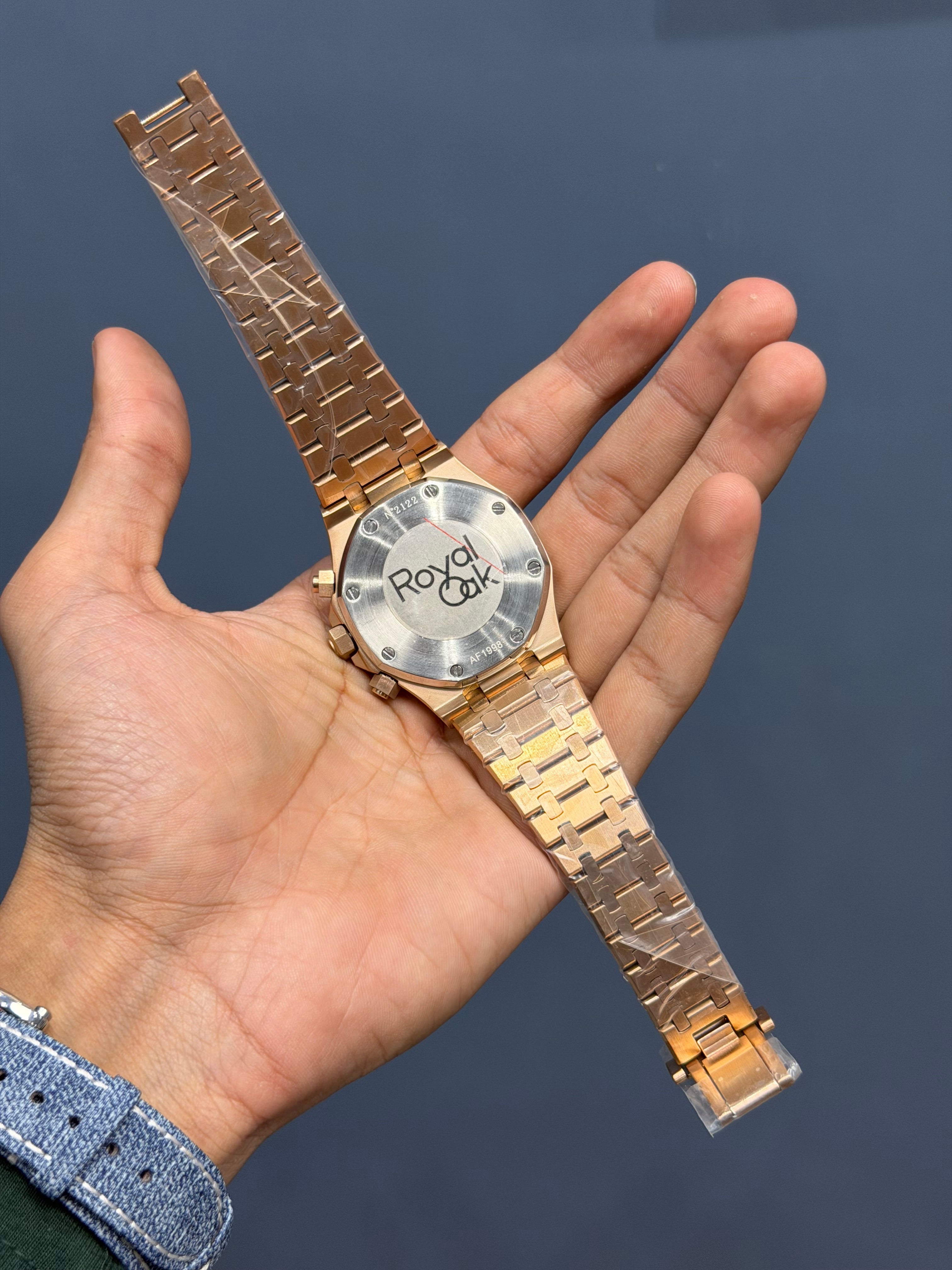 NEW COLLECTION CHRONOGRAPH ROSE WITH BLUE DIAL CHAIN WATCH