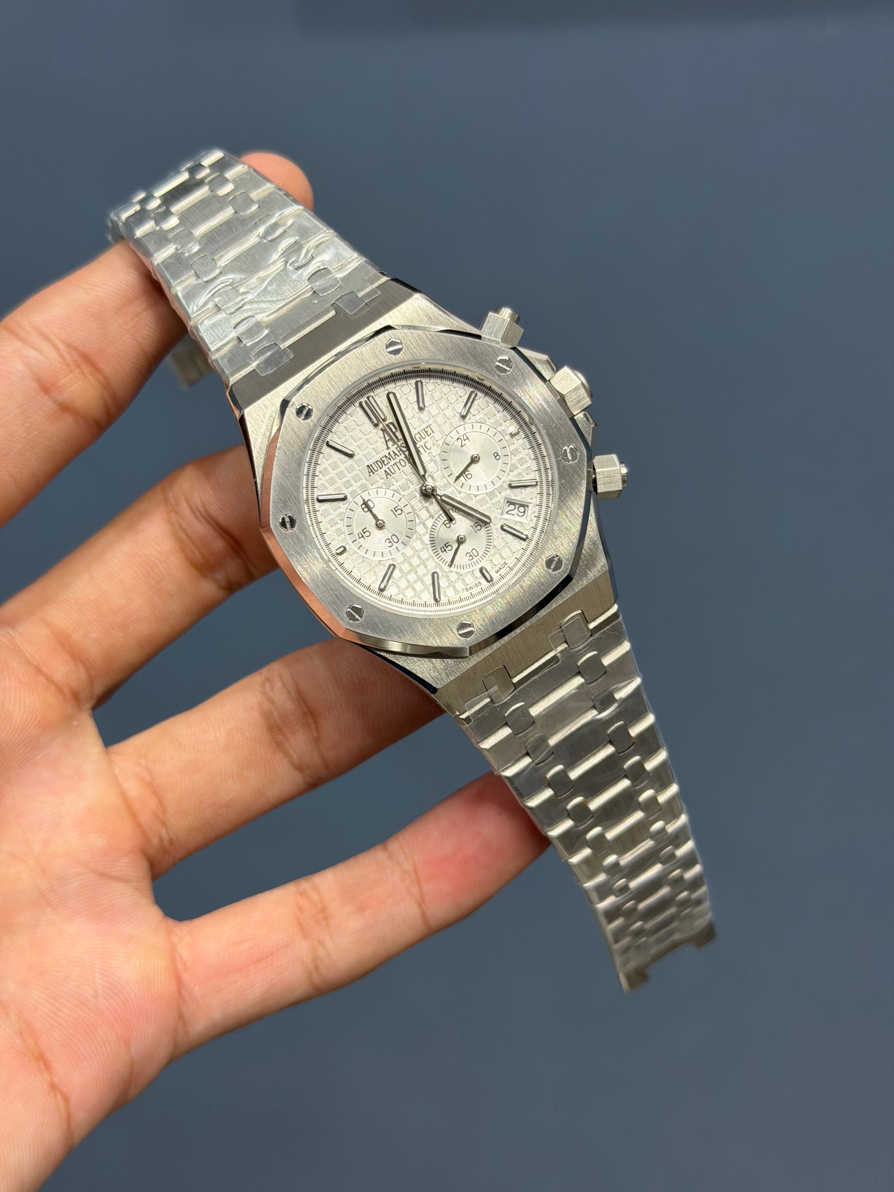 NEW COLLECTION CHRONOGRAPH SILVER WITH WHITE DIAL CHAIN WATCH