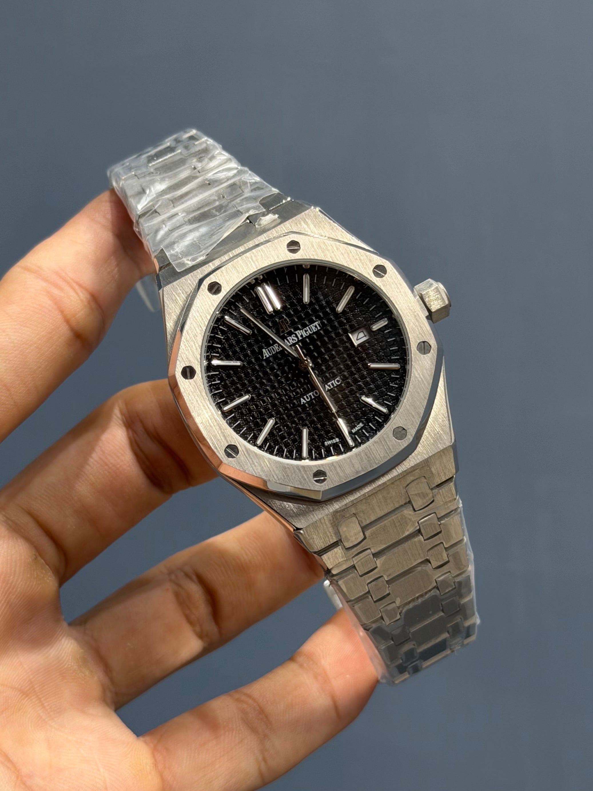 NEW COLLECTION SILVER WITH BLACK DIAL CHAIN WATCH FOR MEN