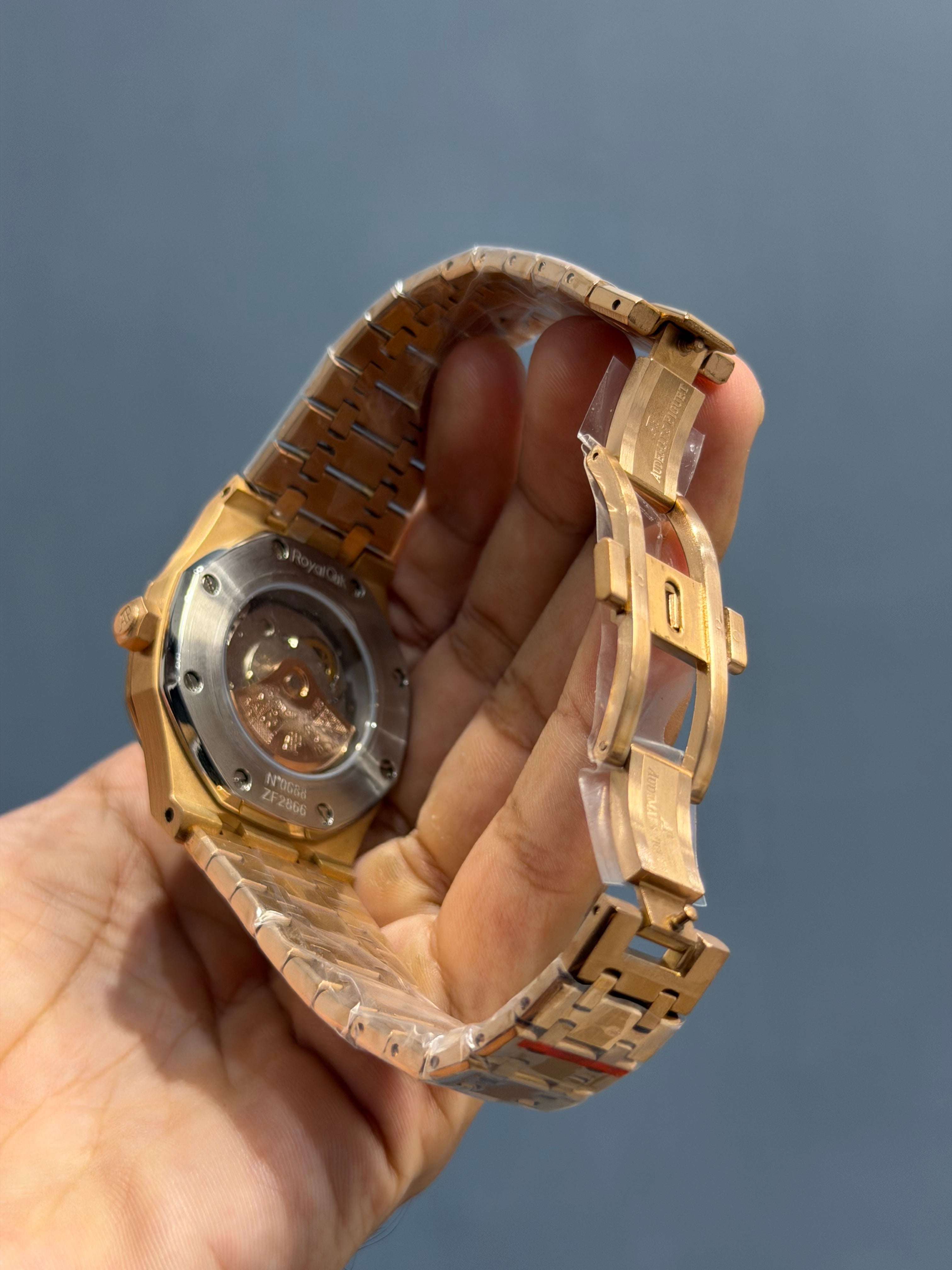 NEW COLLECTION ROSE WITH CHOCO DIAL CHAIN WATCH FOR MEN
