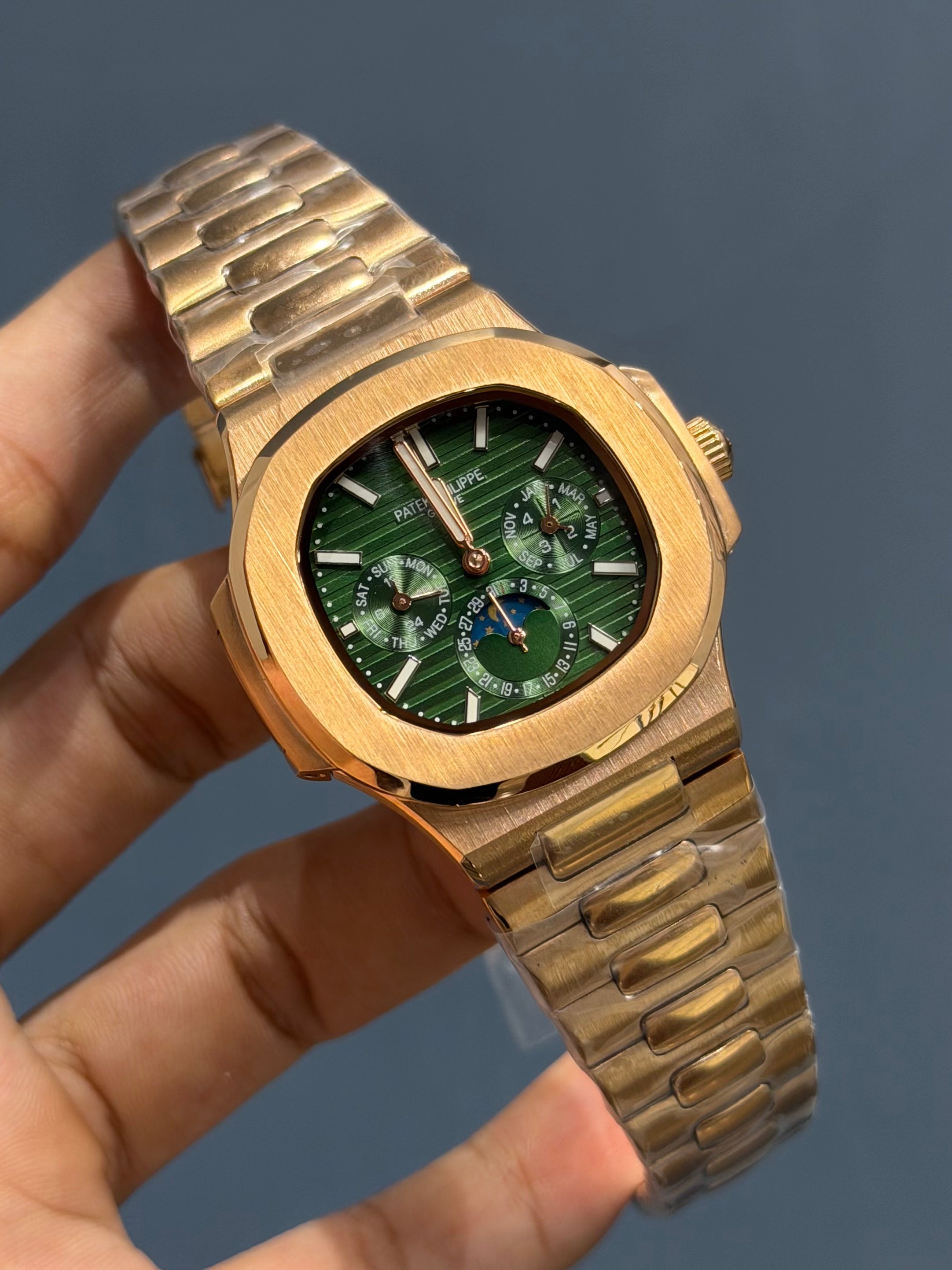 NEW COLLECTION MOON PHASE CHRONOGRAPH ROSE CASE WITH GREEN DIAL AUTOMATIC WATCH