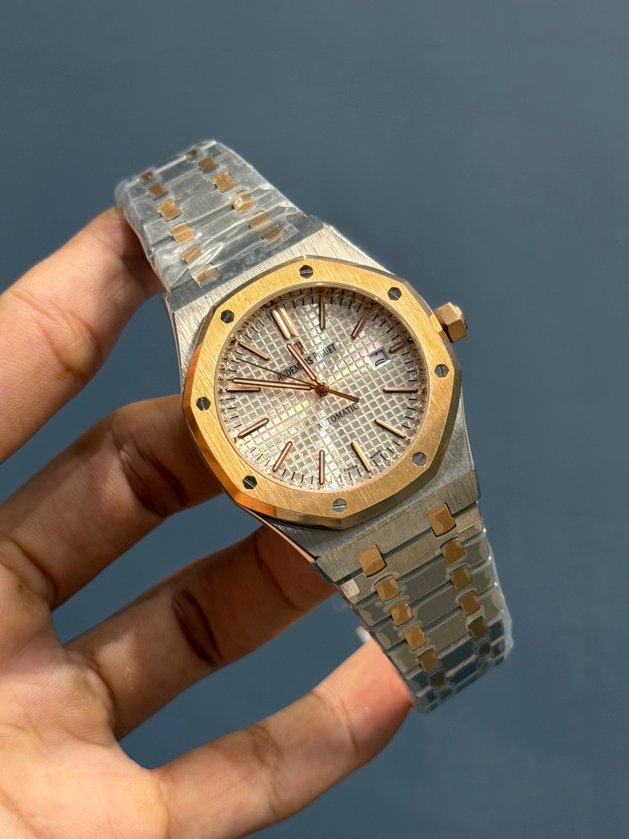 NEW COLLECTION ROSE TWOTONE WITH WHITE DIAL CHAIN WATCH FOR MEN
