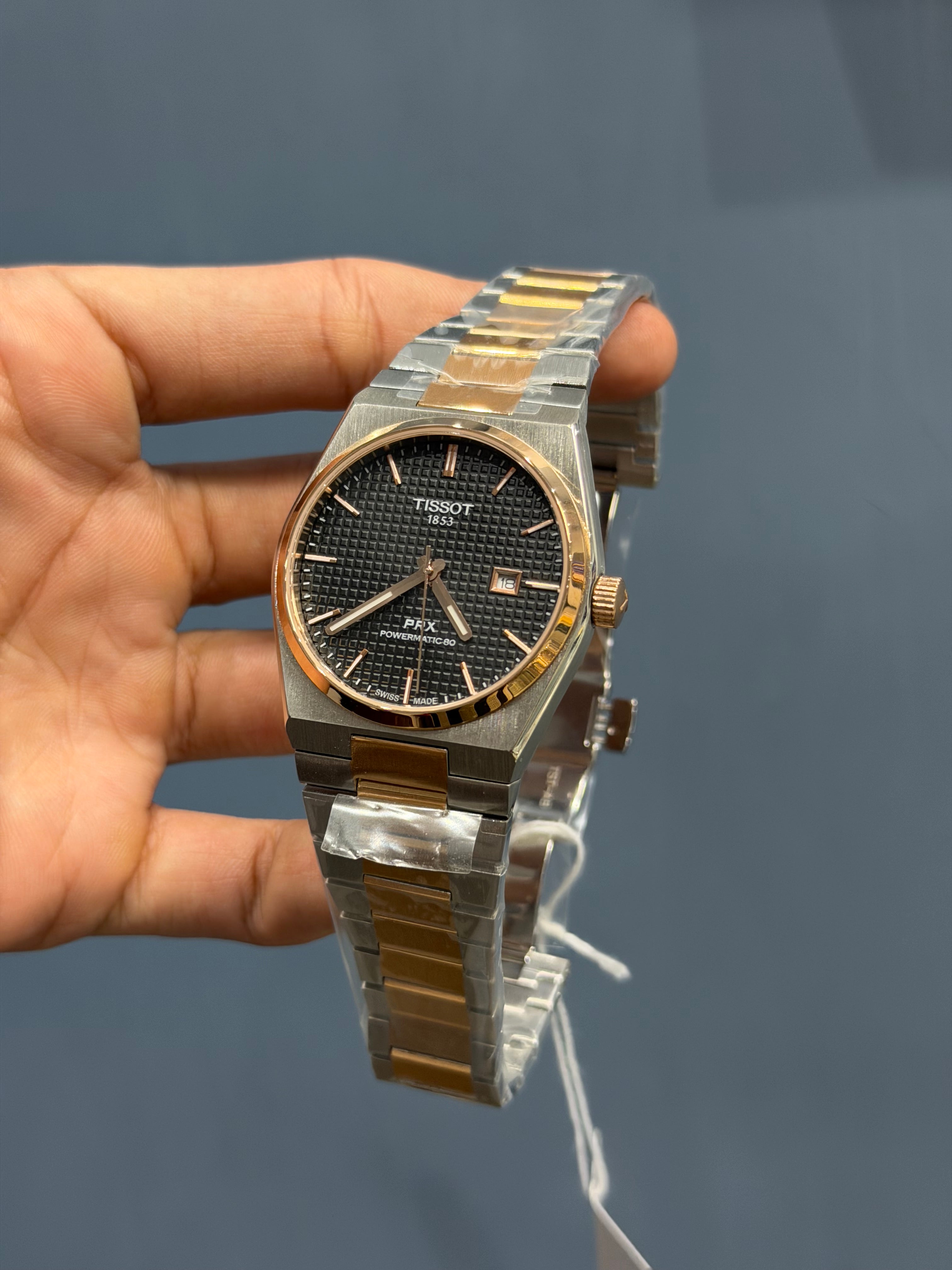 NEW COLLECTION TWOTONE ROSE & BLACK TEXTURED DIAL STAINLESS STEEL QUARTZ WATCH