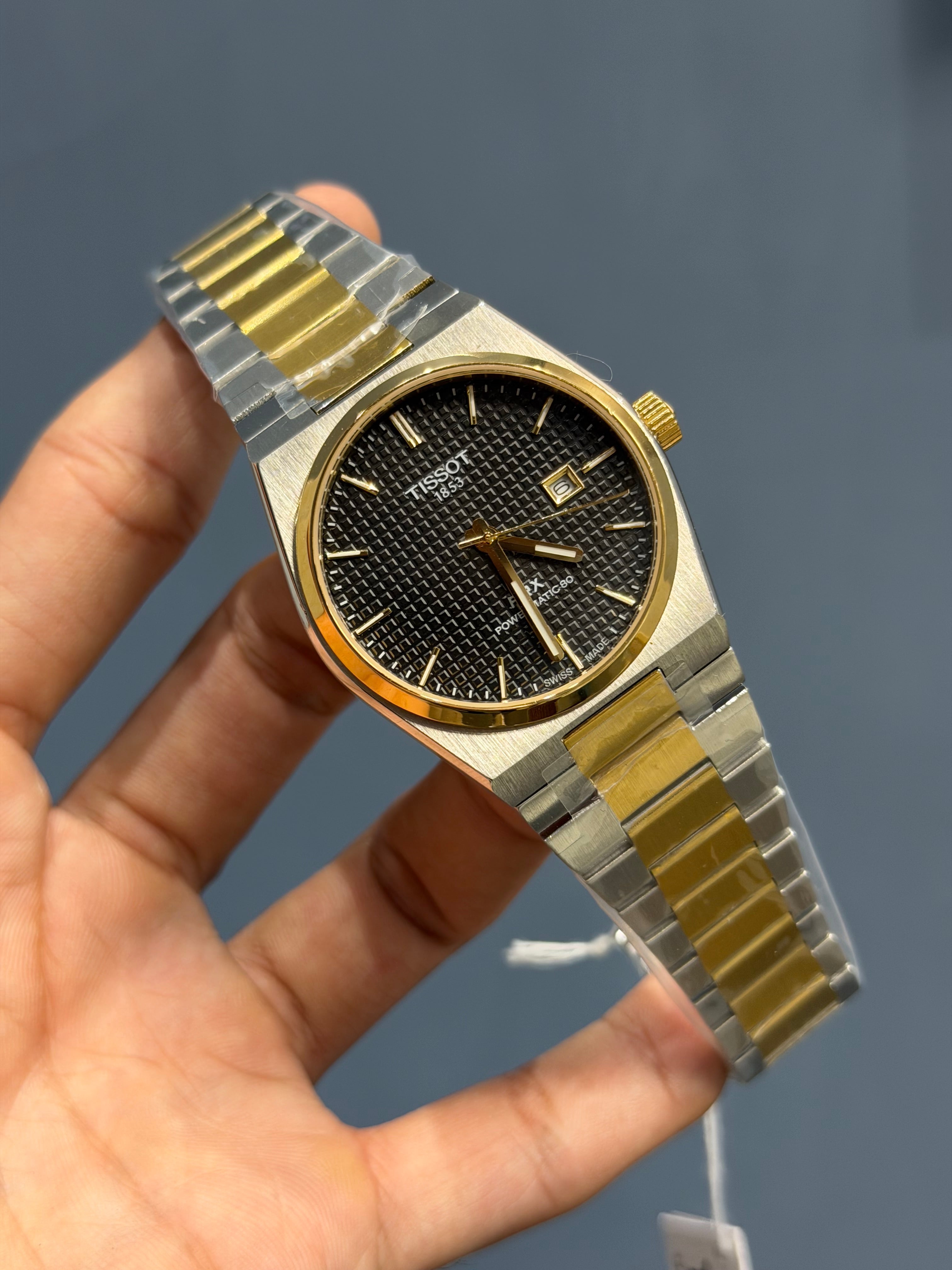NEW COLLECTION TWOTONE GOLD & BLACK TEXTURED DIAL STAINLESS STEEL QUARTZ WATCH